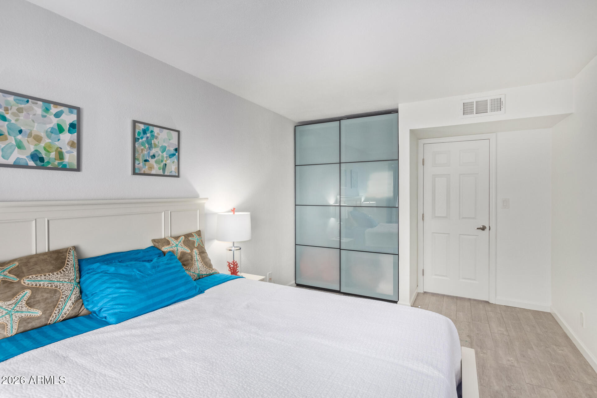 SCOTTSDALE VISTA
NORTH TOWNHOMES - Residential