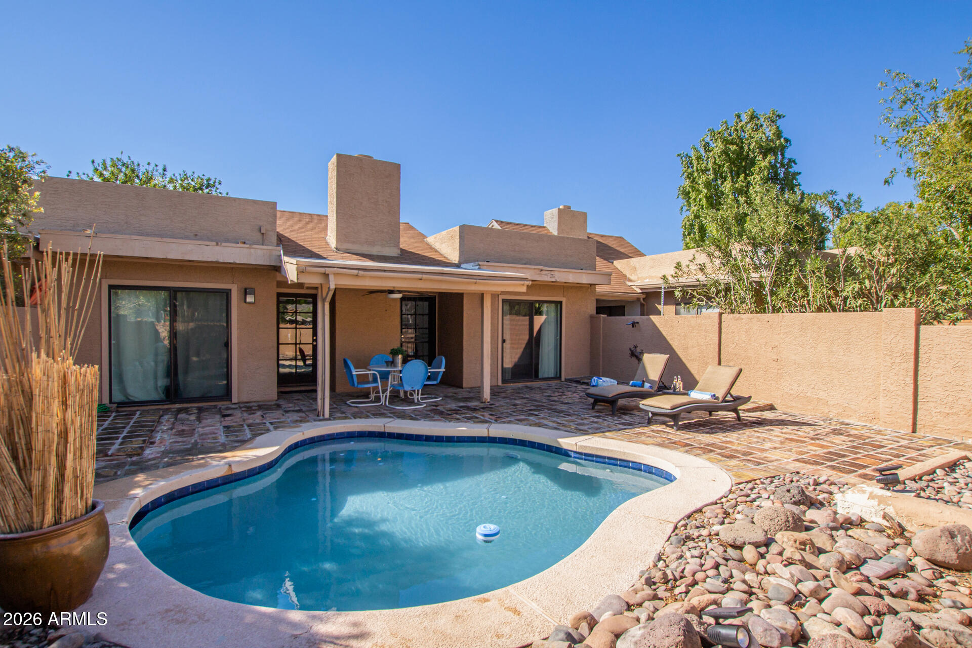 SCOTTSDALE VISTA
NORTH TOWNHOMES - Residential