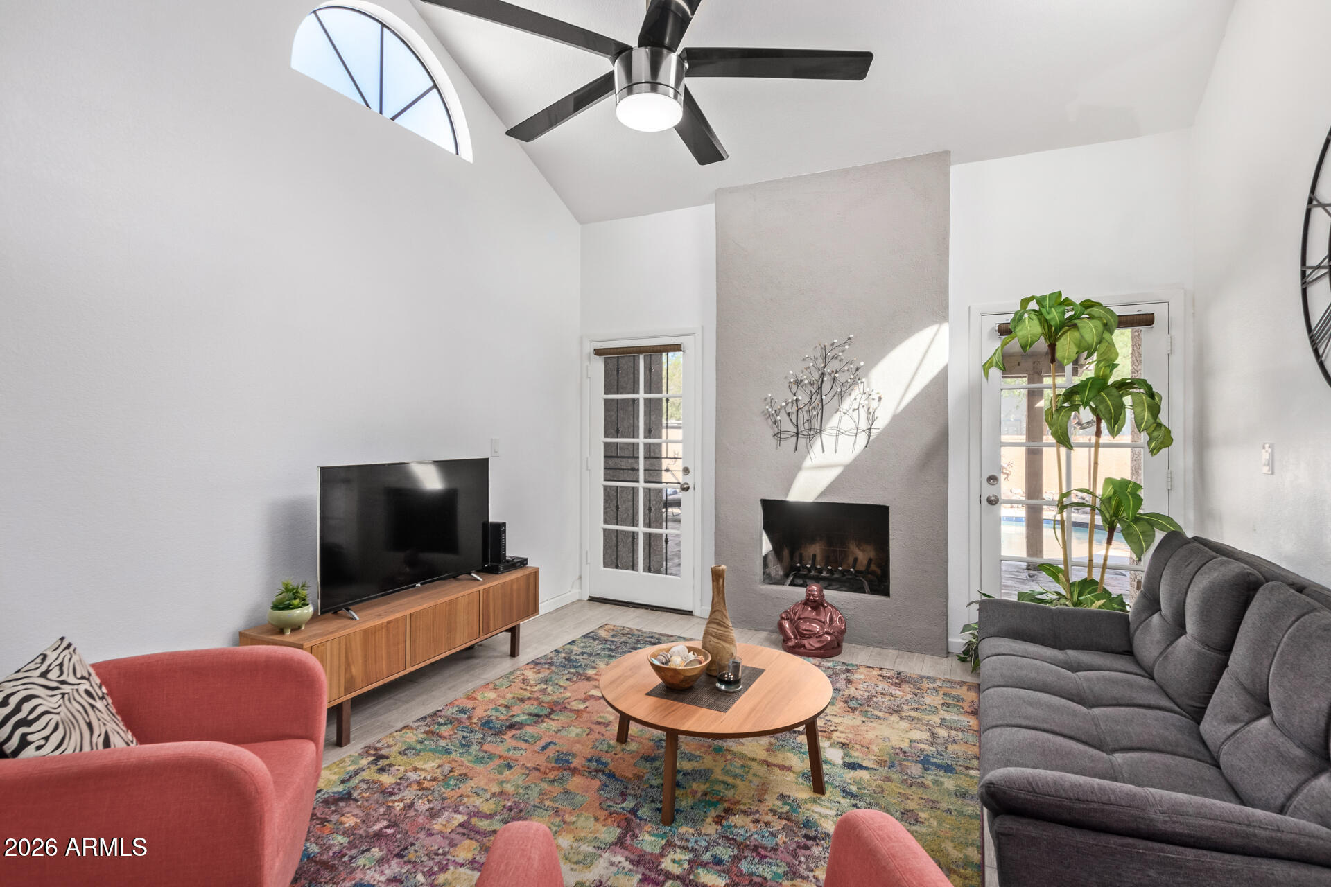 SCOTTSDALE VISTA
NORTH TOWNHOMES - Residential