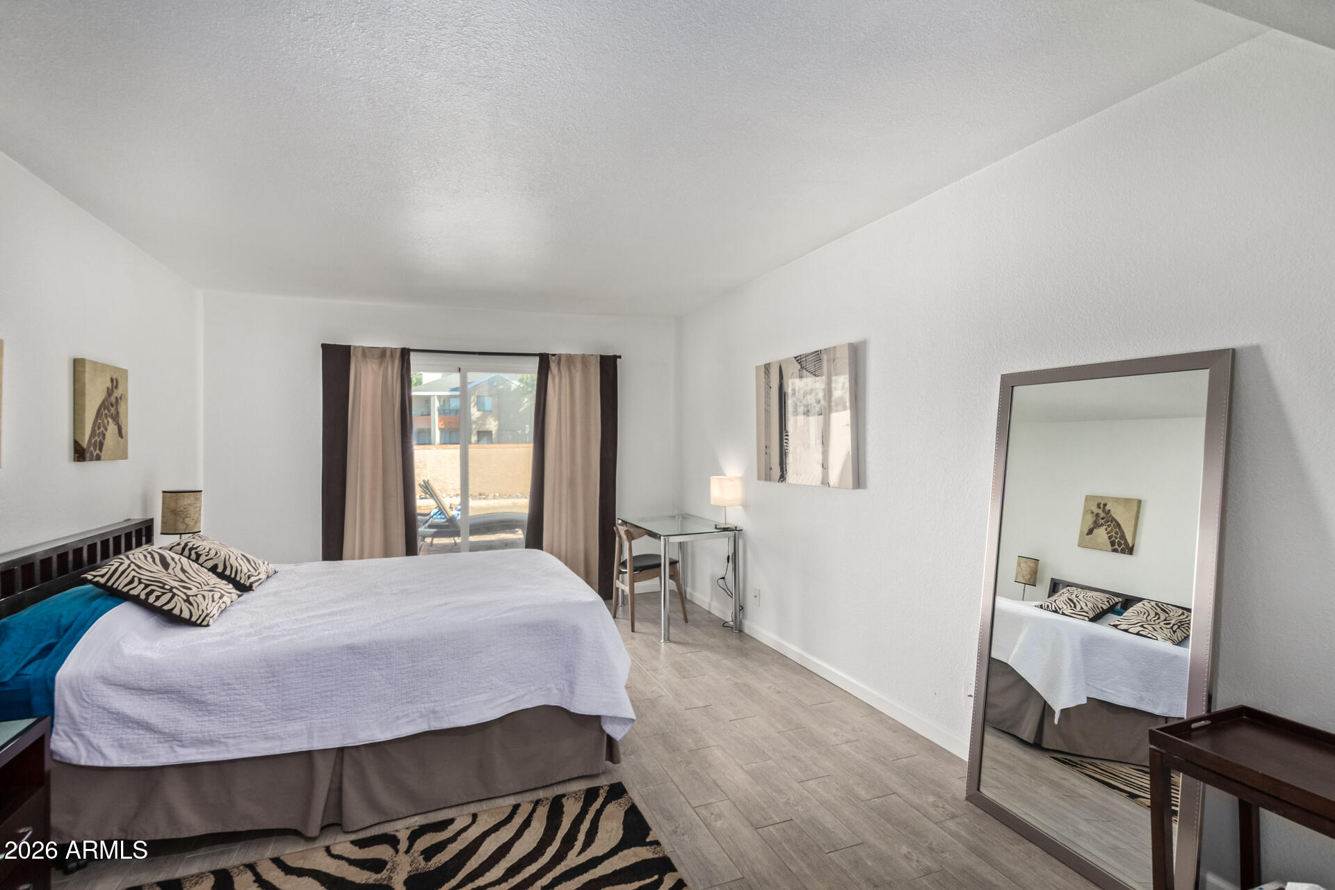 SCOTTSDALE VISTA
NORTH TOWNHOMES - Residential