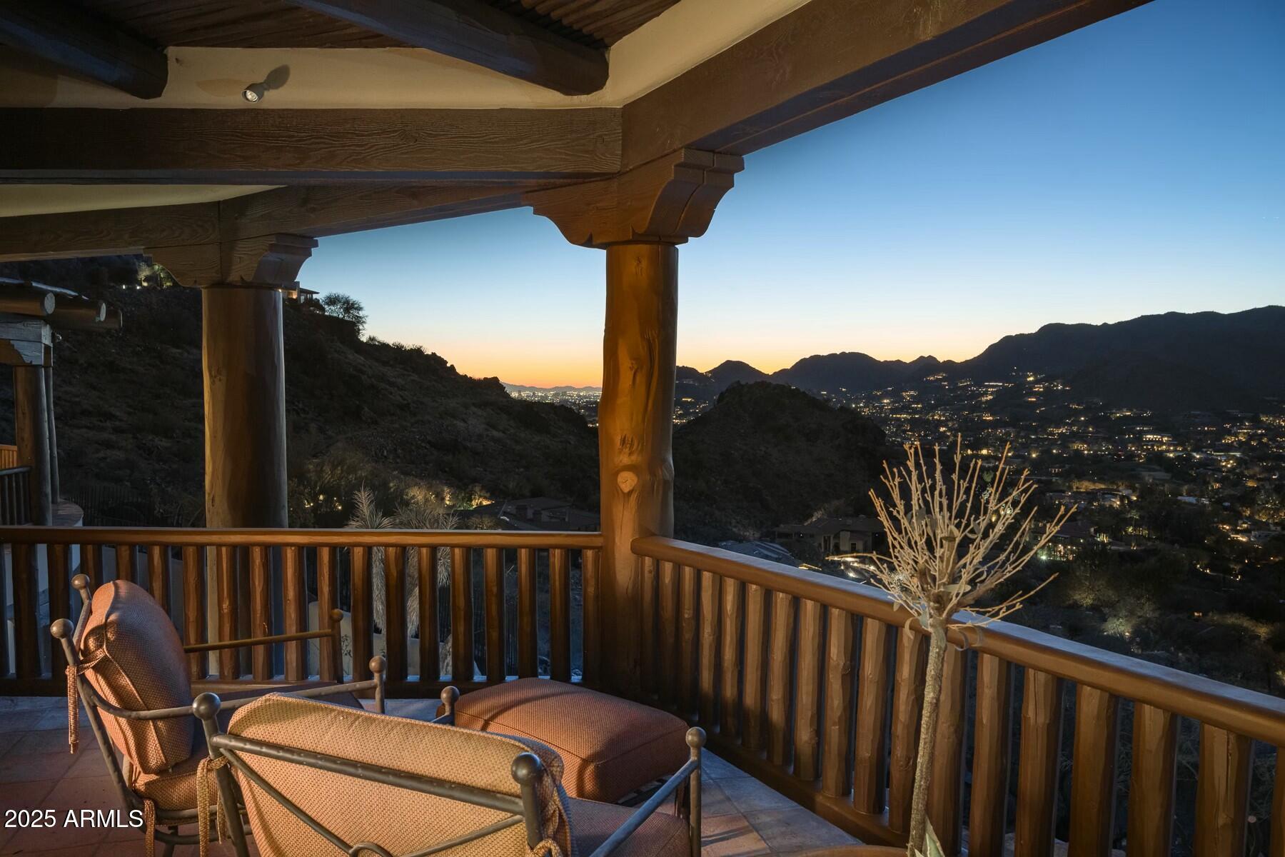 LAS BRISAS - Residential