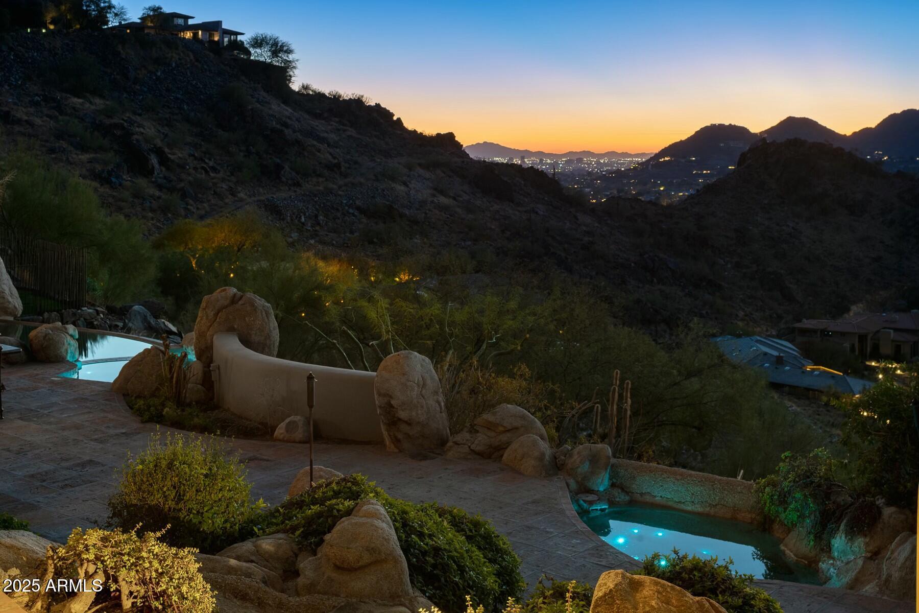 LAS BRISAS - Residential