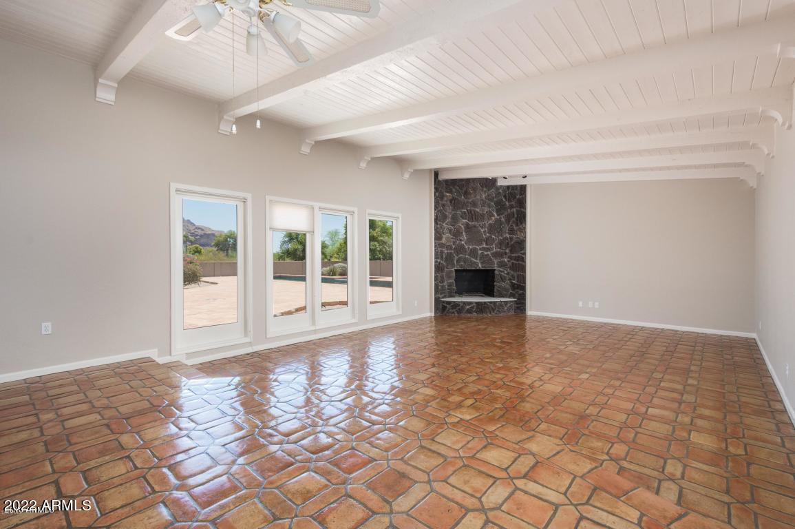 ARROYO HEIGHTS - Residential