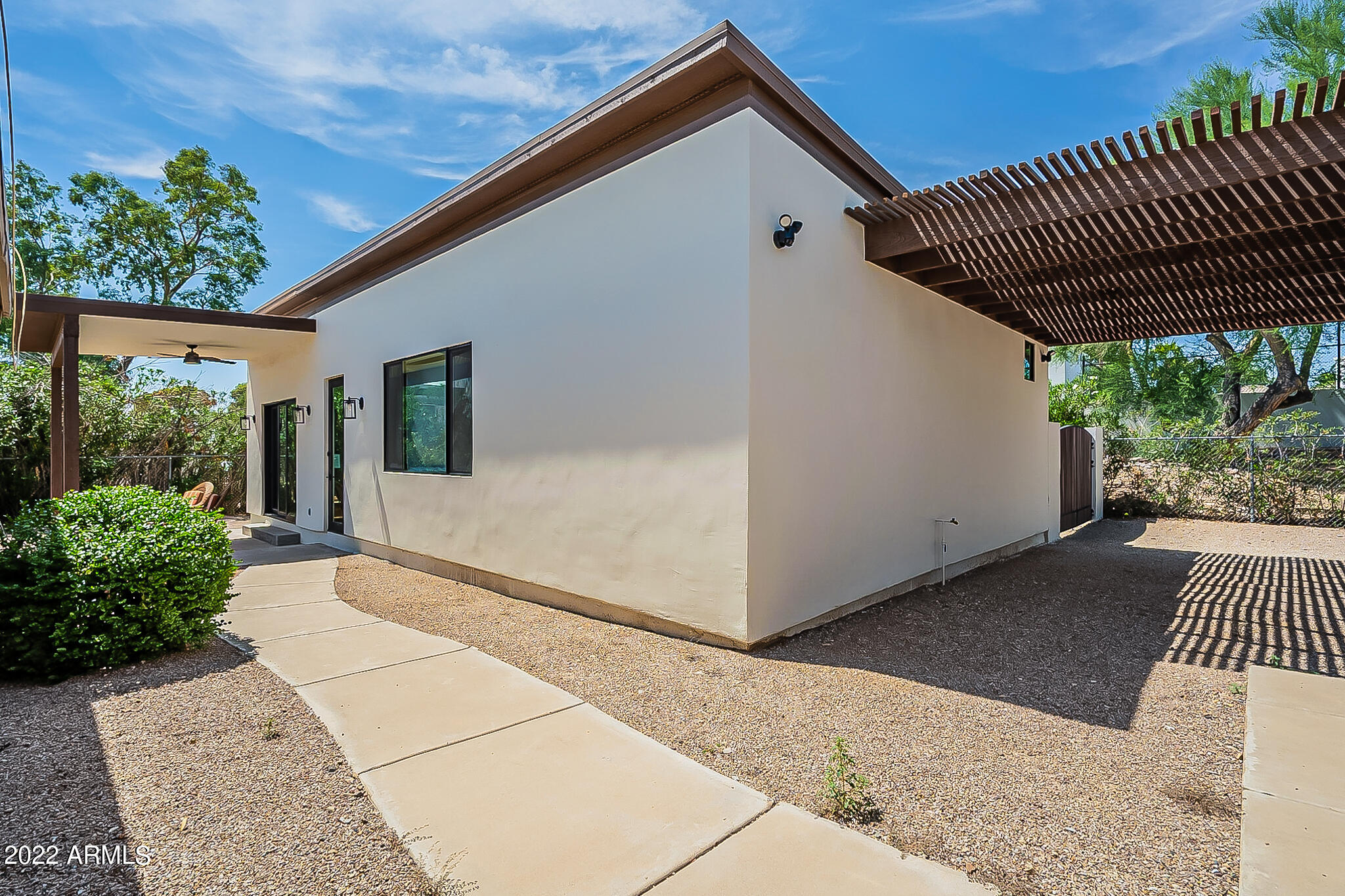 ARROYO HEIGHTS - Residential