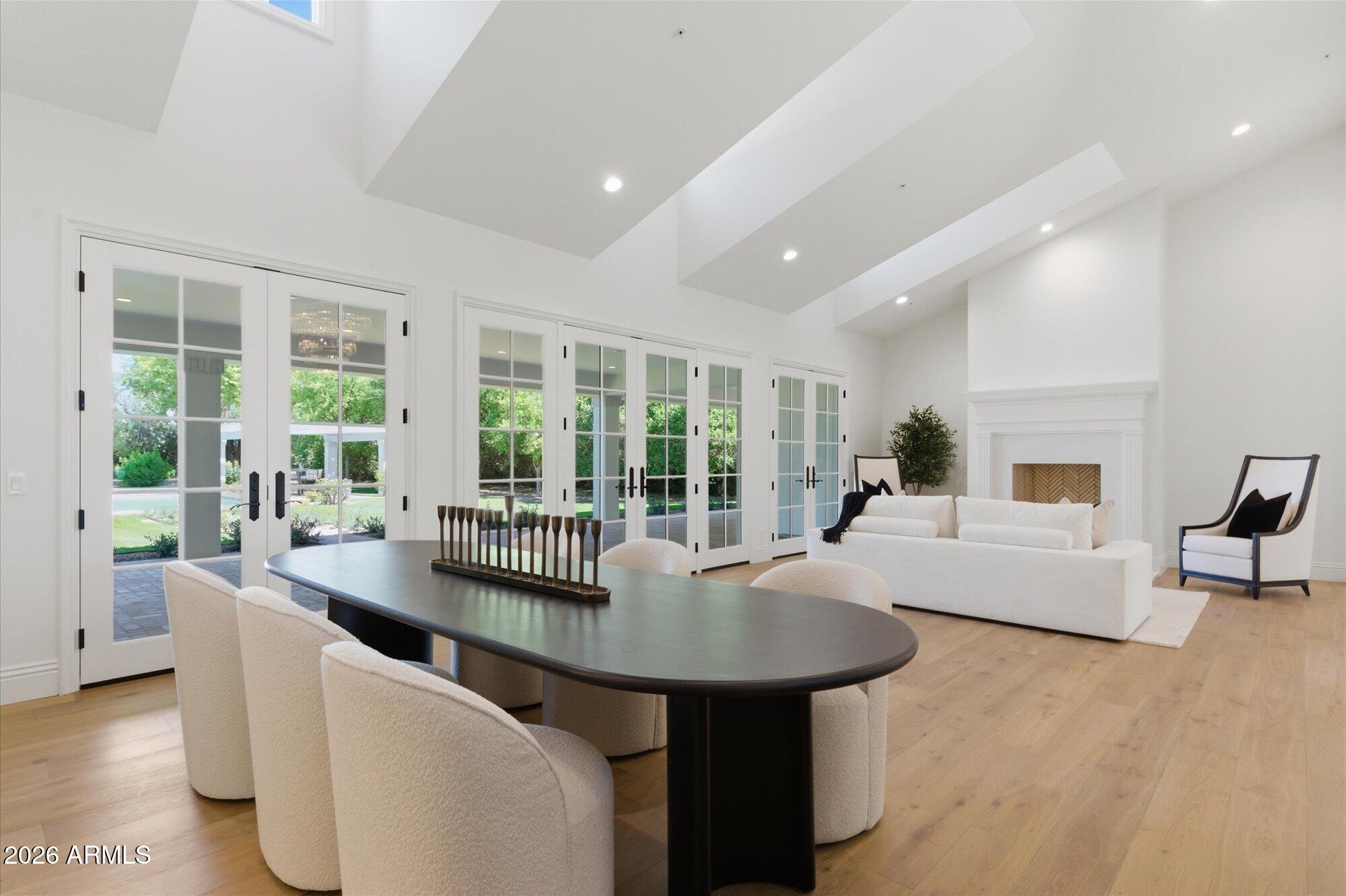 metes & bounds - Residential