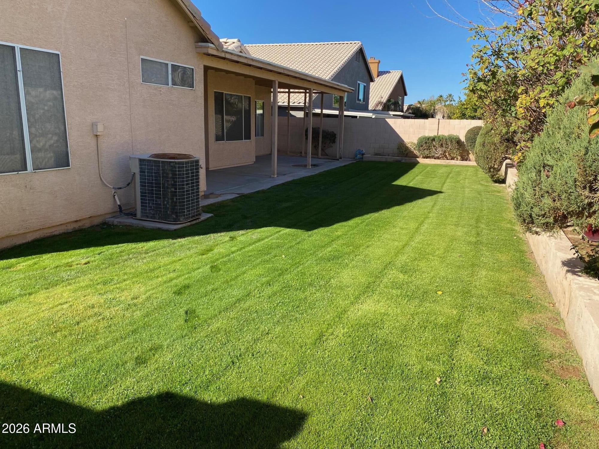 PARADISE VALLEY HORIZON UNIT 3 LOT 111-202 TR A-C - Residential Lease