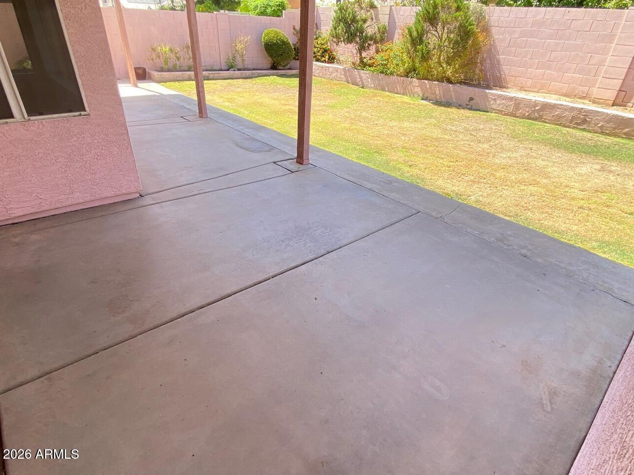 PARADISE VALLEY HORIZON UNIT 3 LOT 111-202 TR A-C - Residential Lease