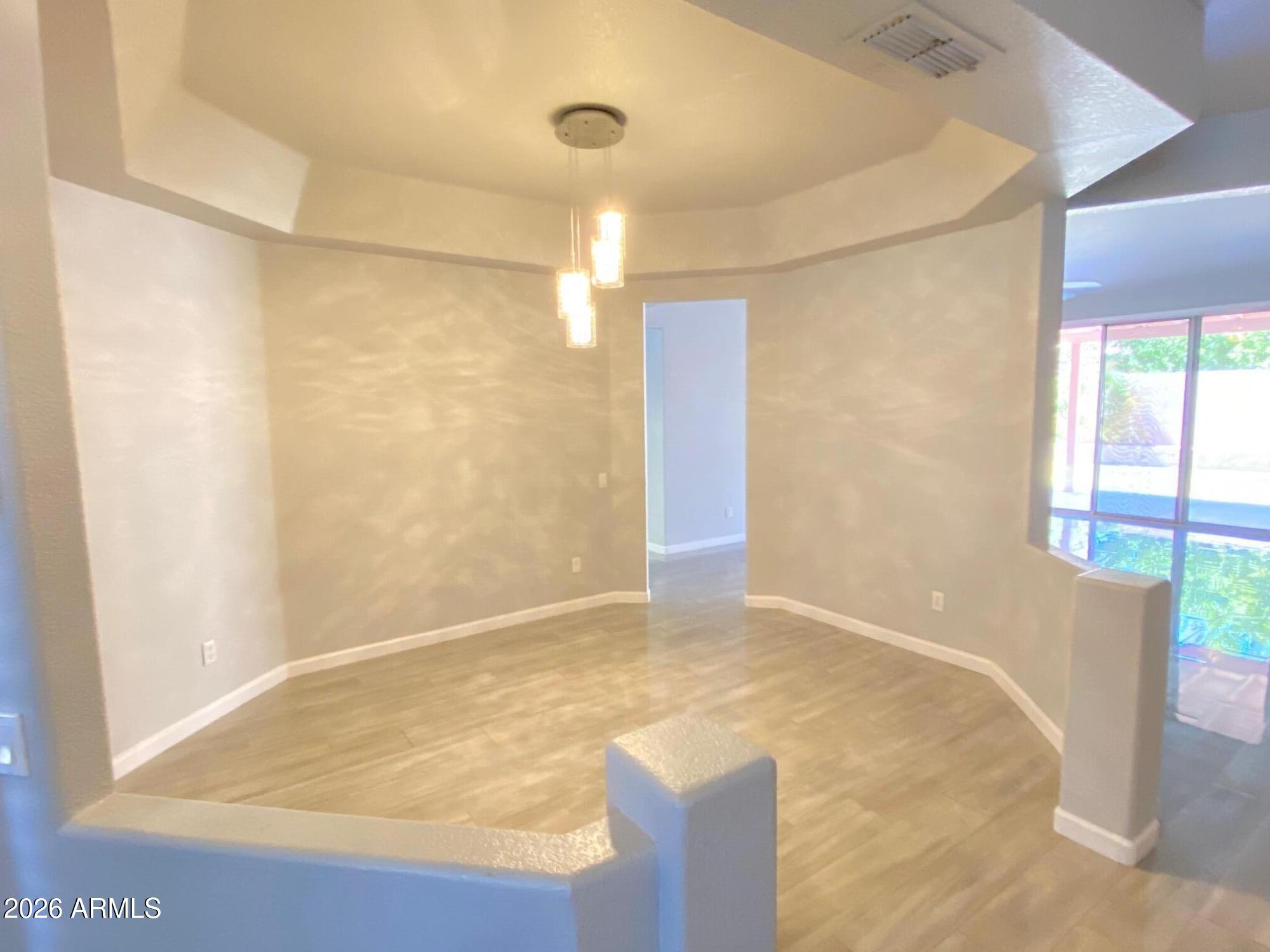 PARADISE VALLEY HORIZON UNIT 3 LOT 111-202 TR A-C - Residential Lease