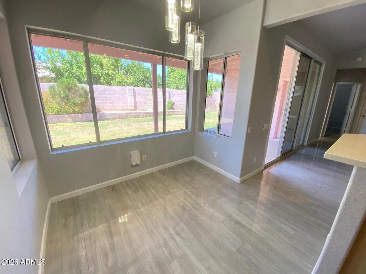 PARADISE VALLEY HORIZON UNIT 3 LOT 111-202 TR A-C - Residential Lease