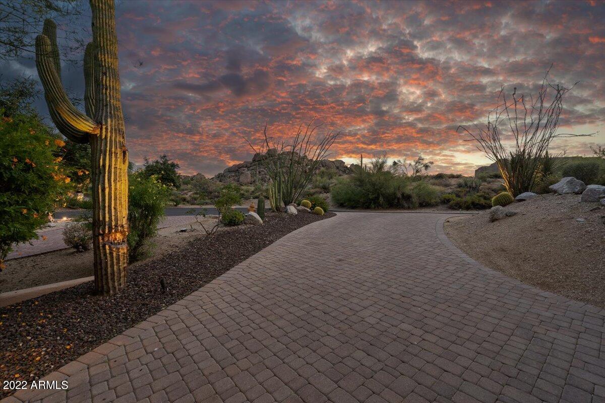 PINNACLE CANYON AT TROON NORTH UNIT 1 - Residential