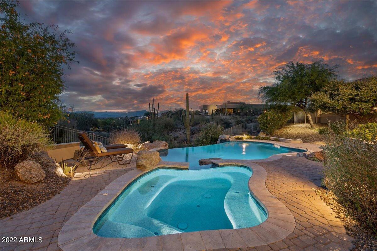 PINNACLE CANYON AT TROON NORTH UNIT 1 - Residential