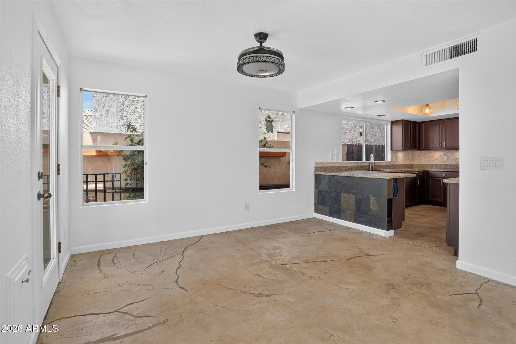 CRYSTAL CREEK - Residential