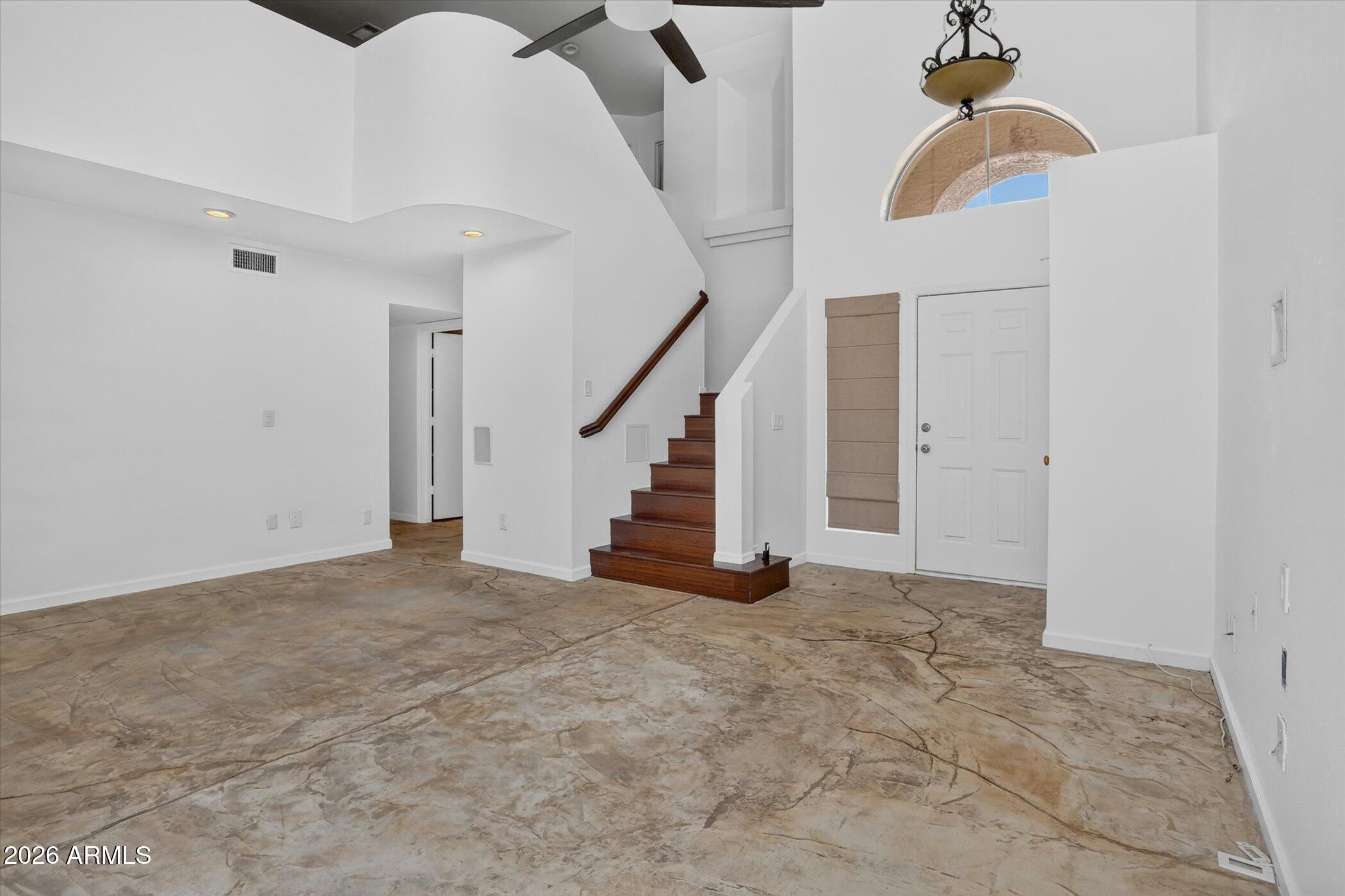 CRYSTAL CREEK - Residential