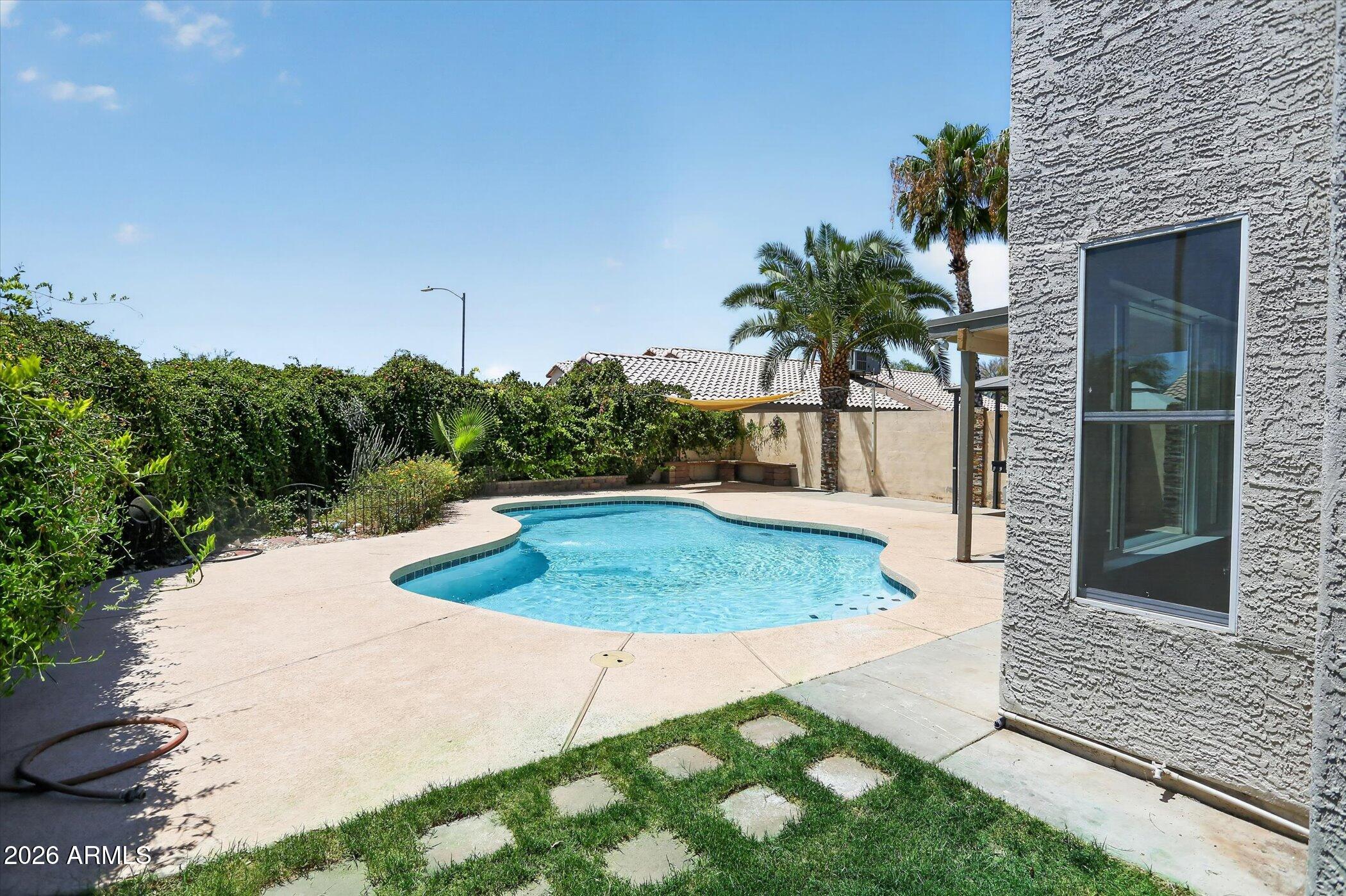 CRYSTAL CREEK - Residential