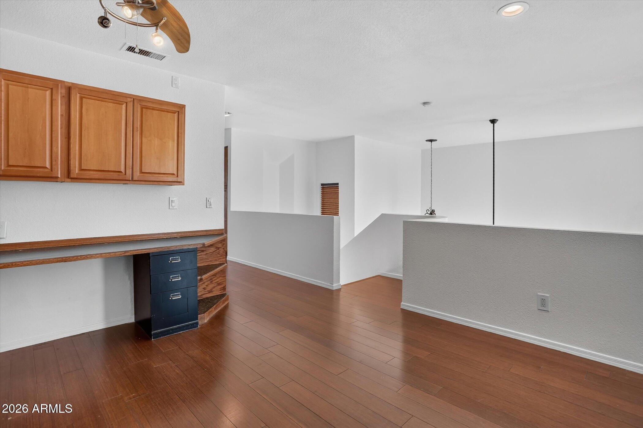 CRYSTAL CREEK - Residential