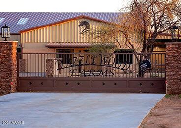 Premier Equestrian Facility - Residential