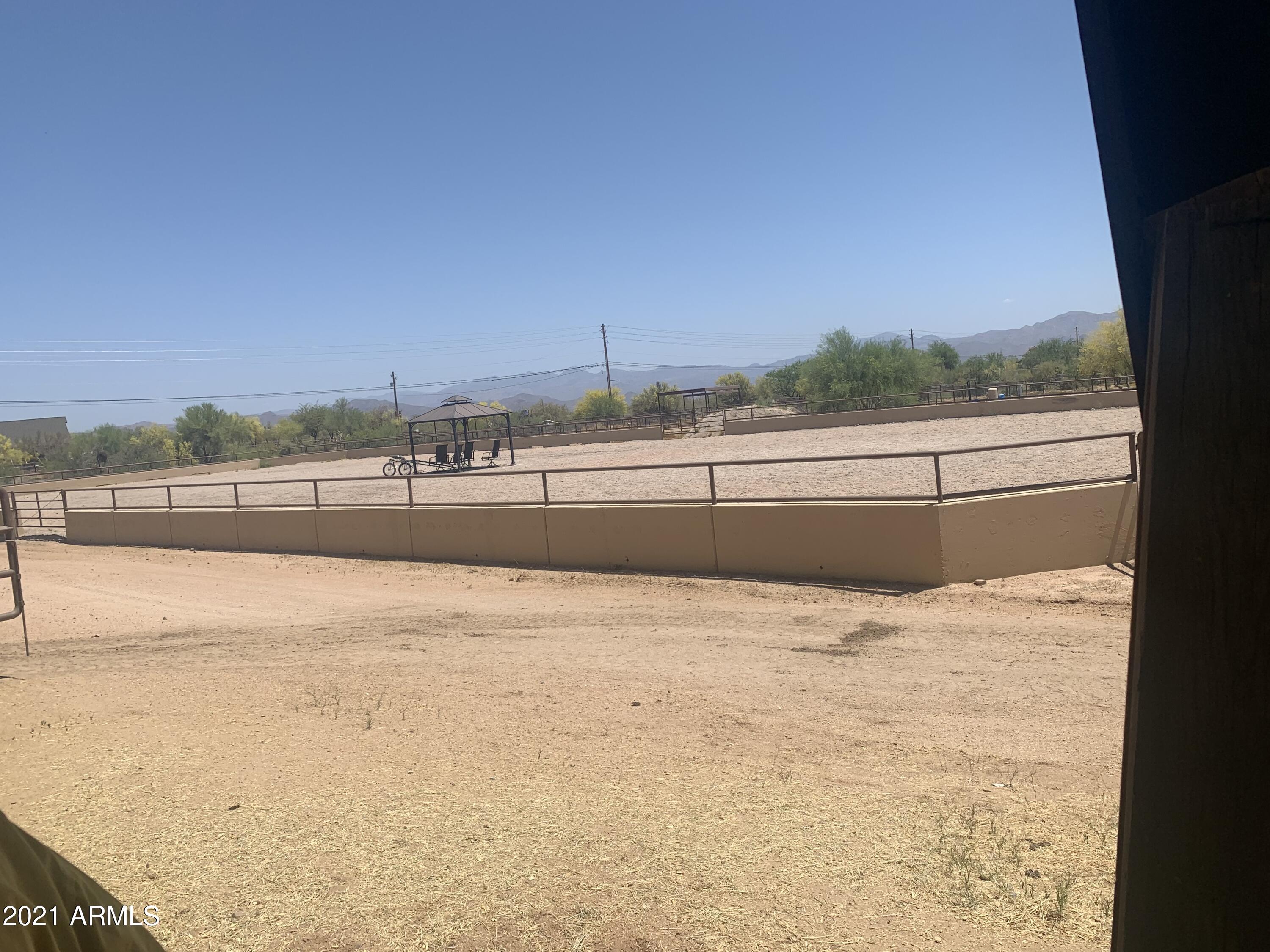 Premier Equestrian Facility - Residential