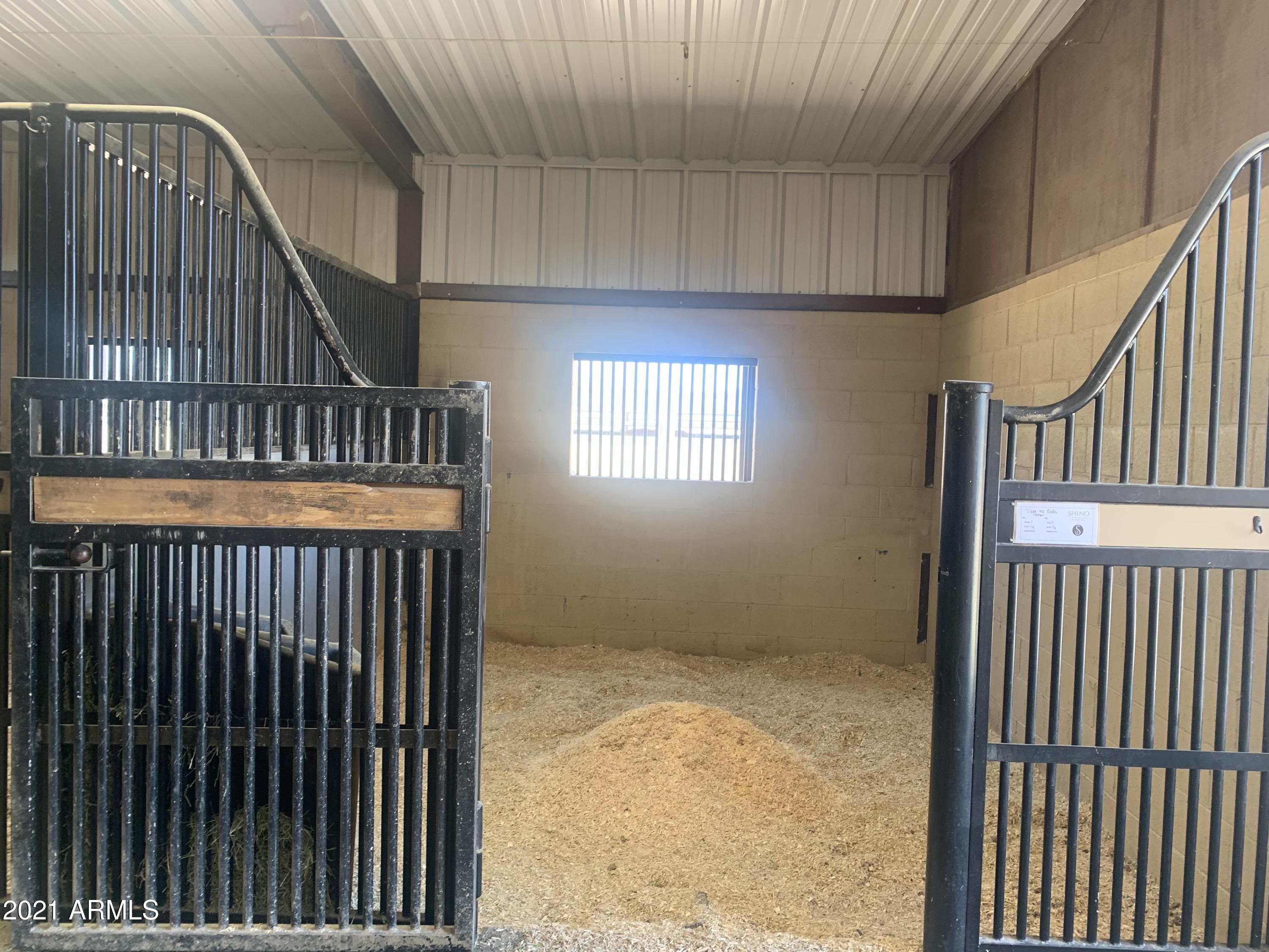 Premier Equestrian Facility - Residential