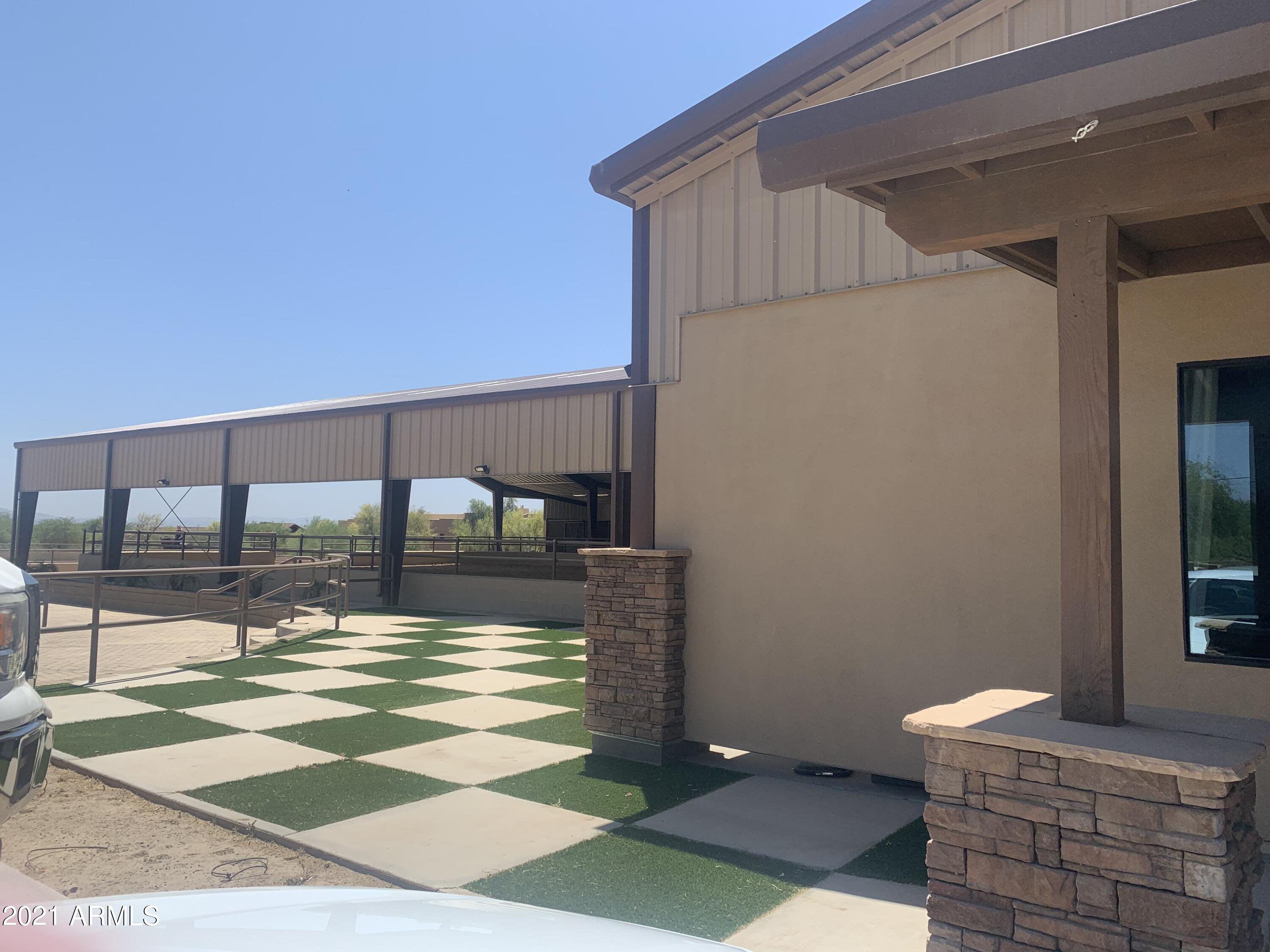 Premier Equestrian Facility - Residential
