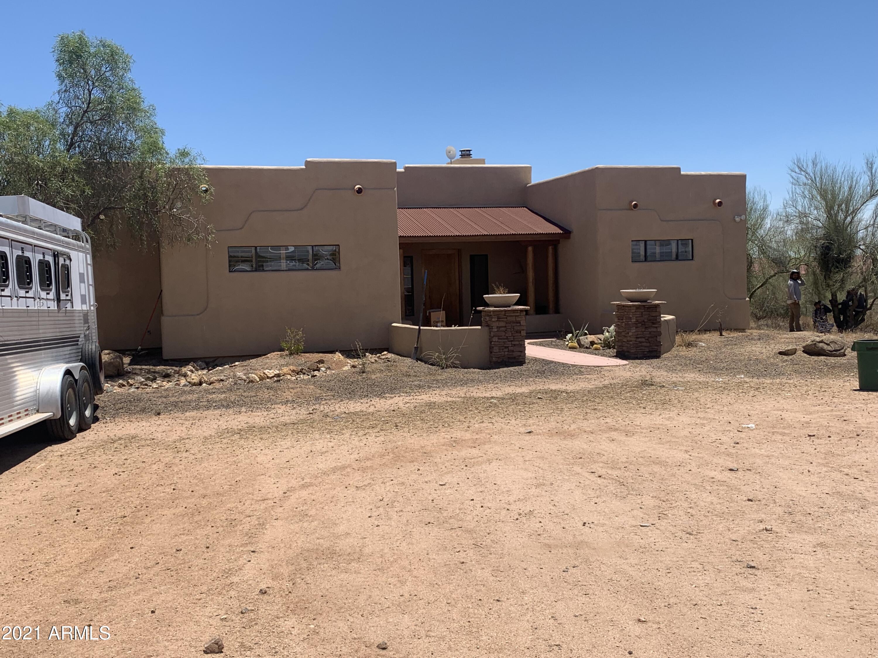 Premier Equestrian Facility - Residential