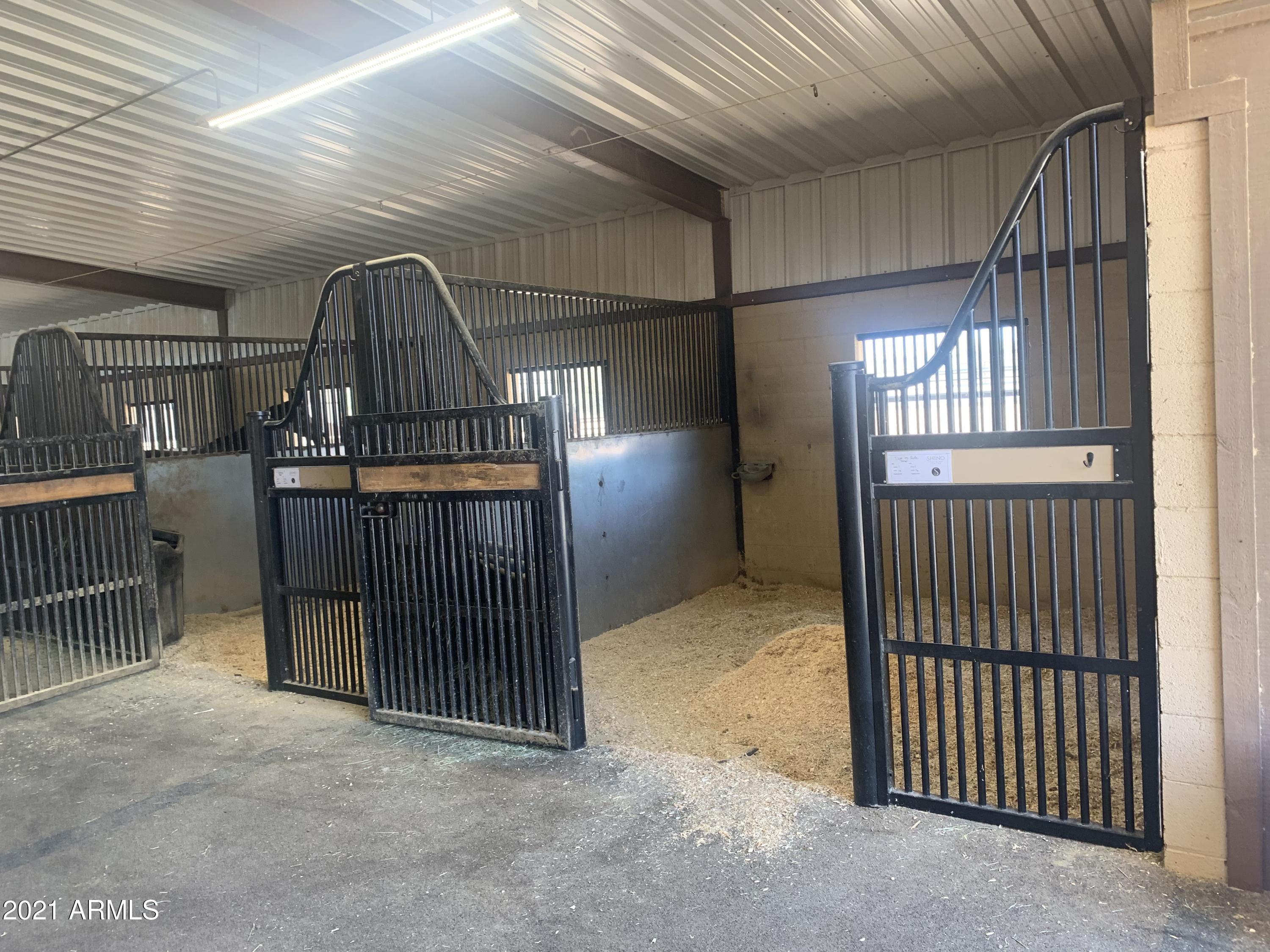 Premier Equestrian Facility - Residential