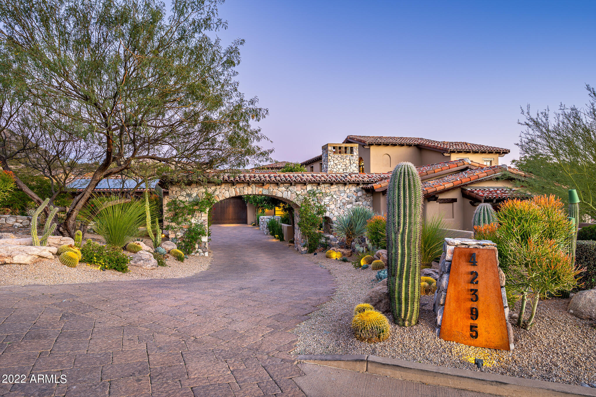DESERT MOUNTAIN - Residential