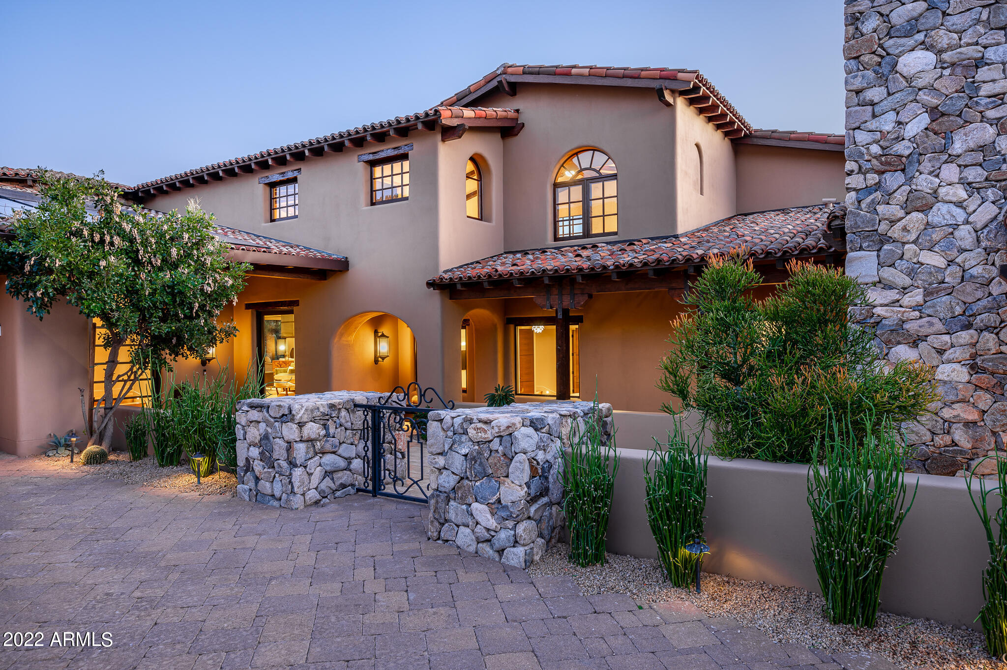 DESERT MOUNTAIN - Residential