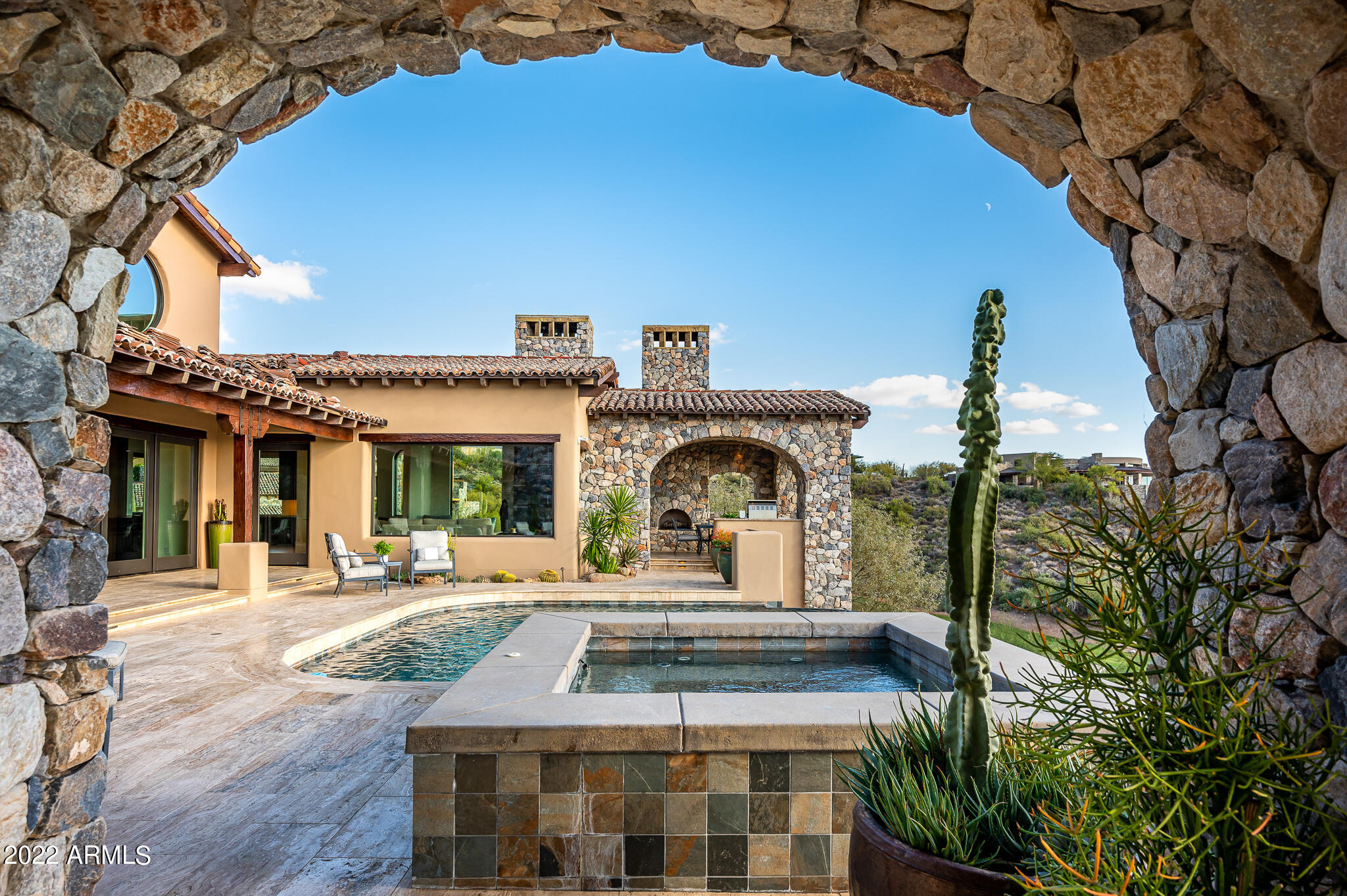 DESERT MOUNTAIN - Residential