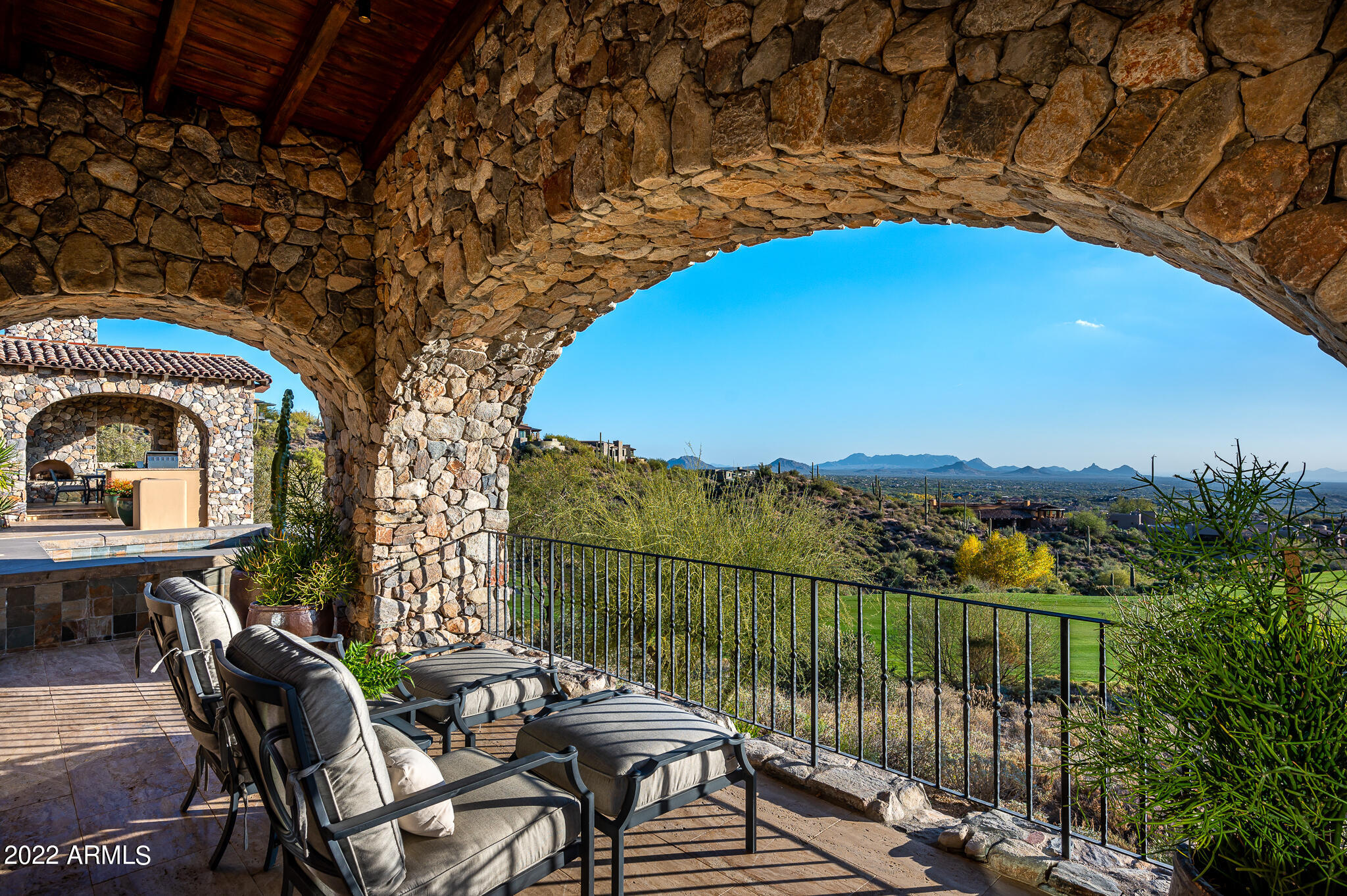 DESERT MOUNTAIN - Residential