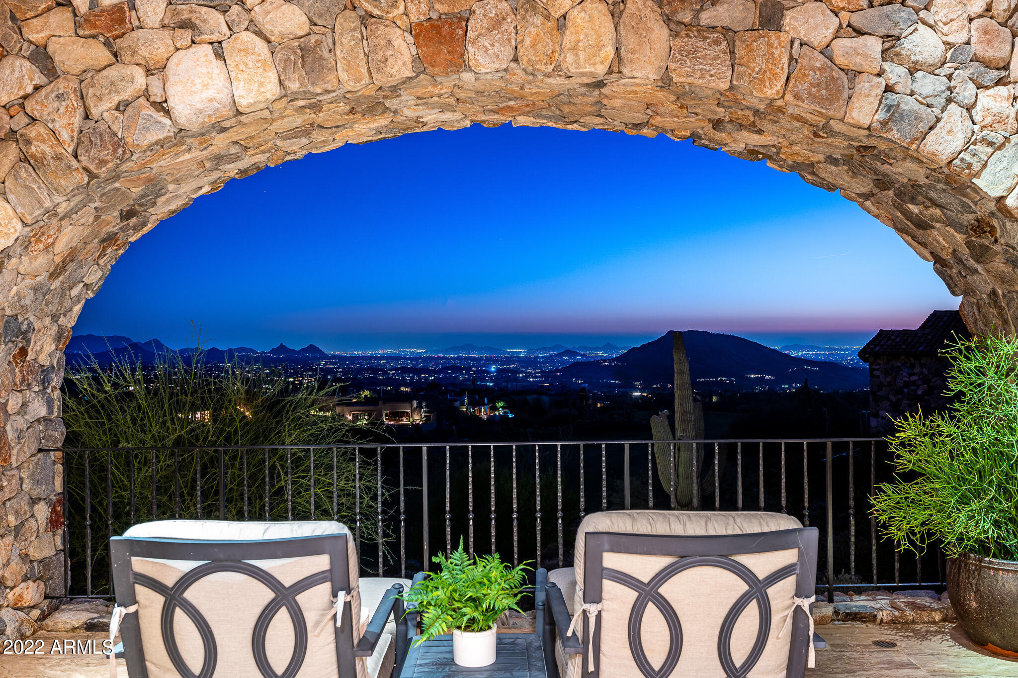DESERT MOUNTAIN - Residential