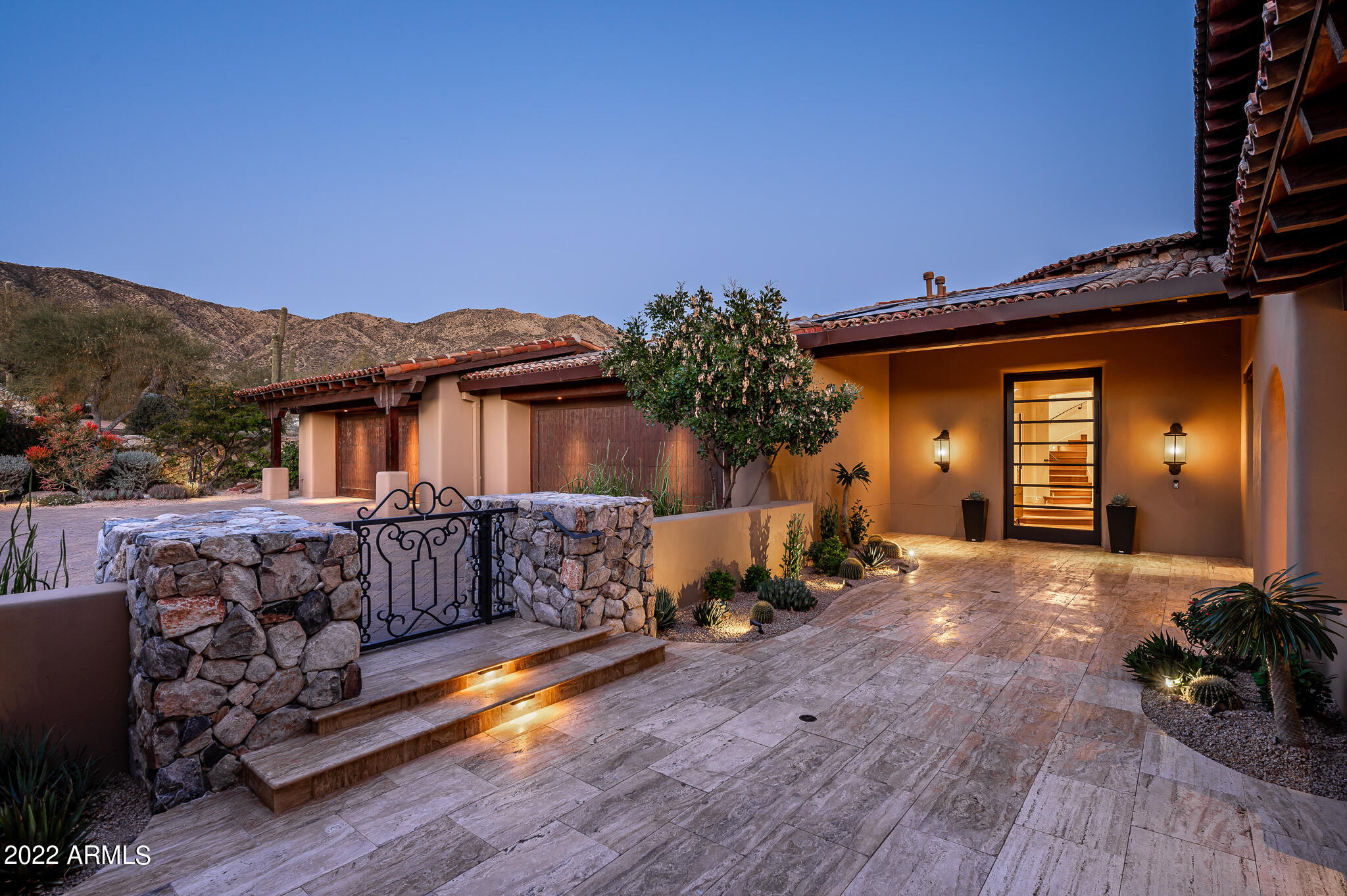 DESERT MOUNTAIN - Residential
