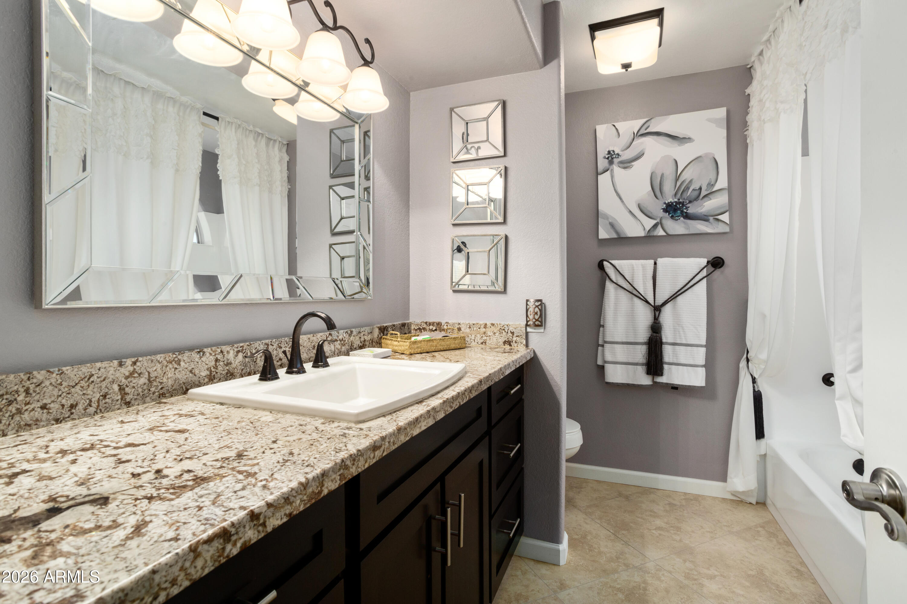 ARROWHEAD RANCH 3 AMD - Residential Lease