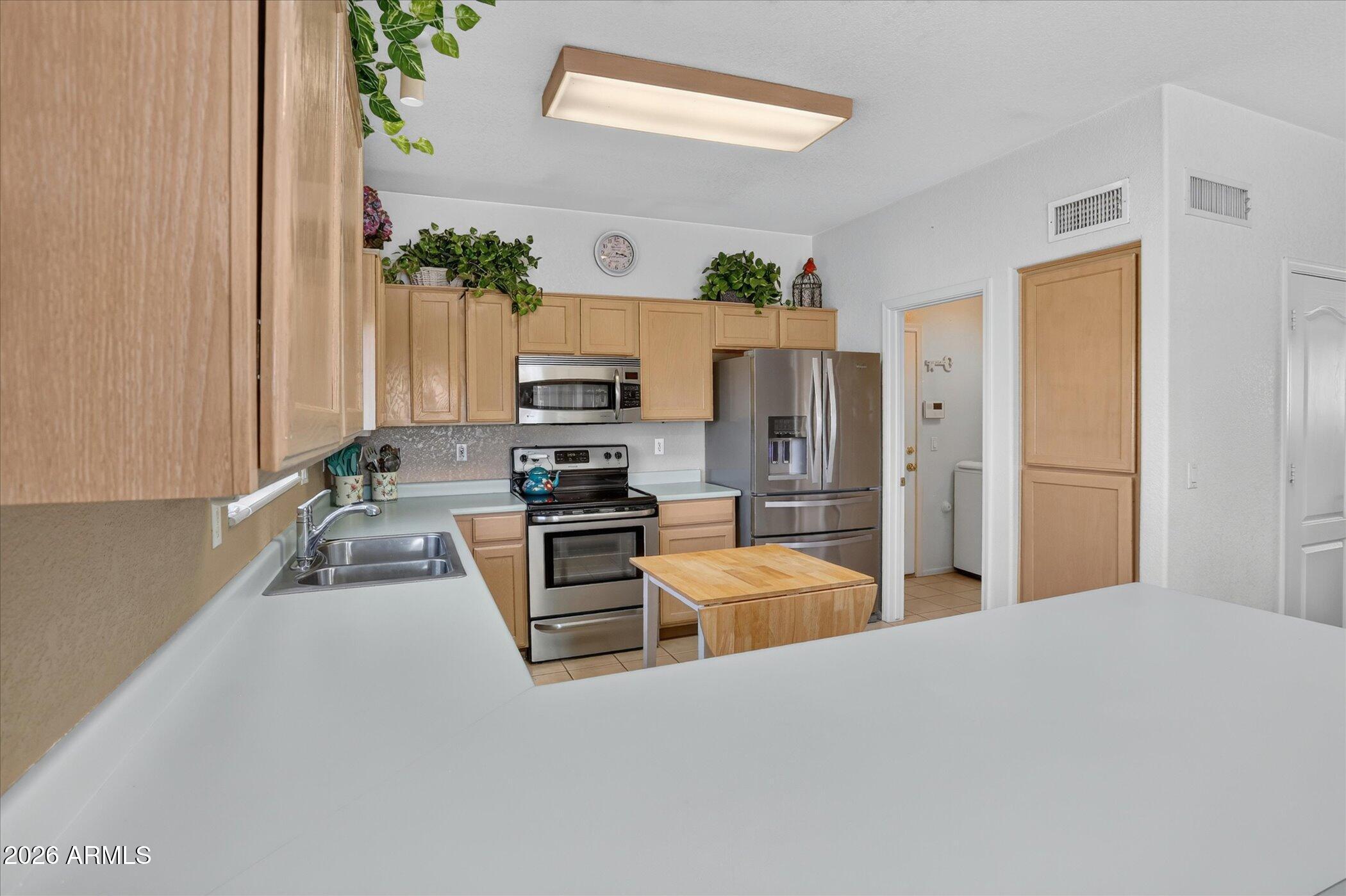 HIGHLANDS UNIT 2 AT VENTANA LAKES - Residential