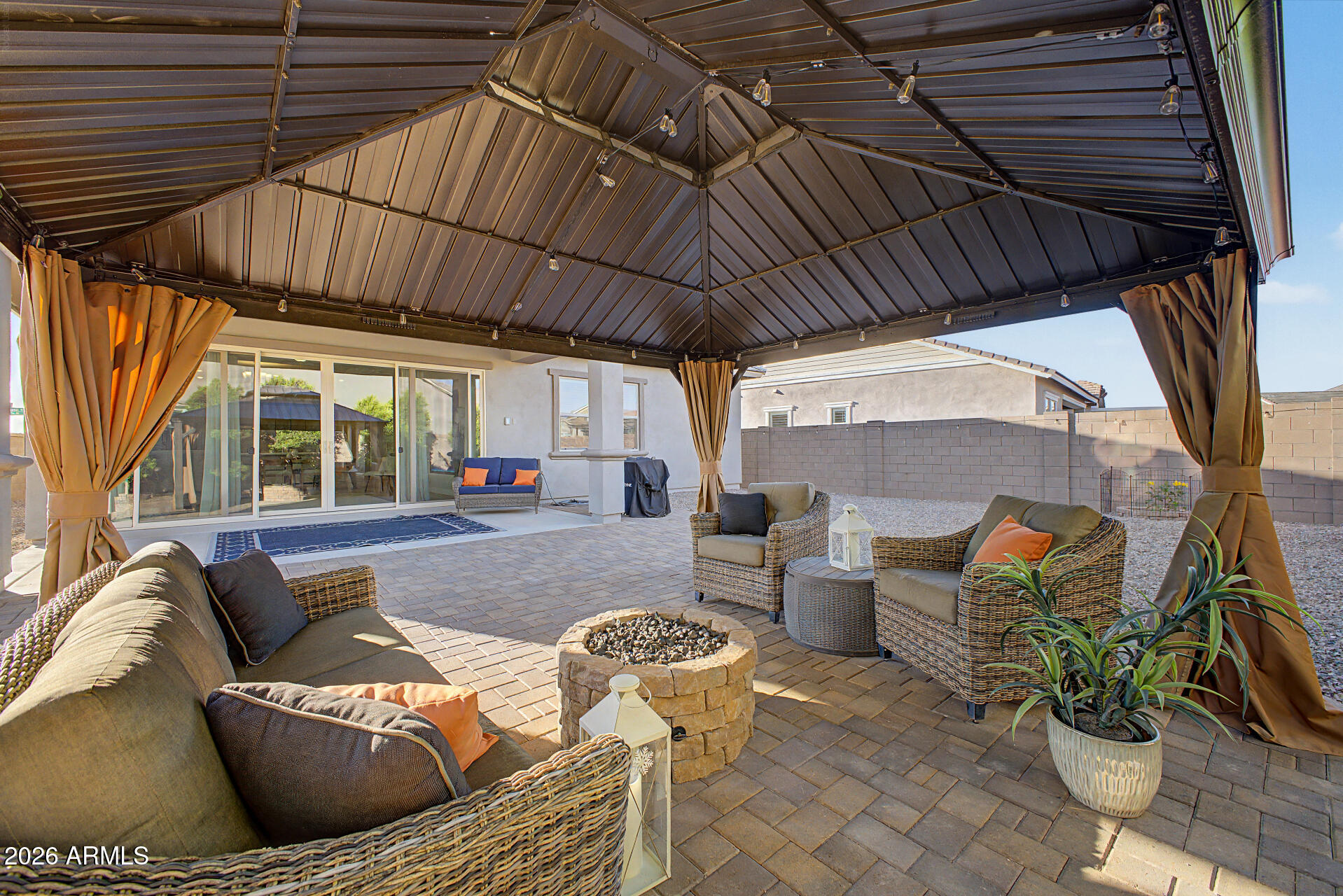 FULTON HOMES BARNEY FARMS - Residential