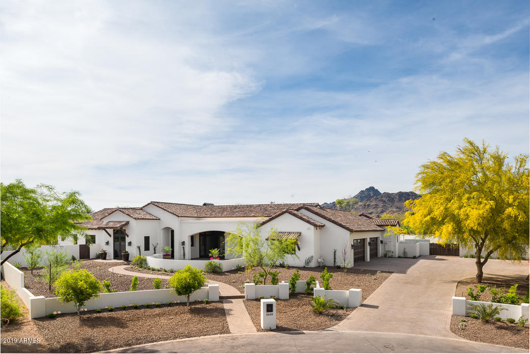 CAMELBACK COUNTRY ESTATES - Residential