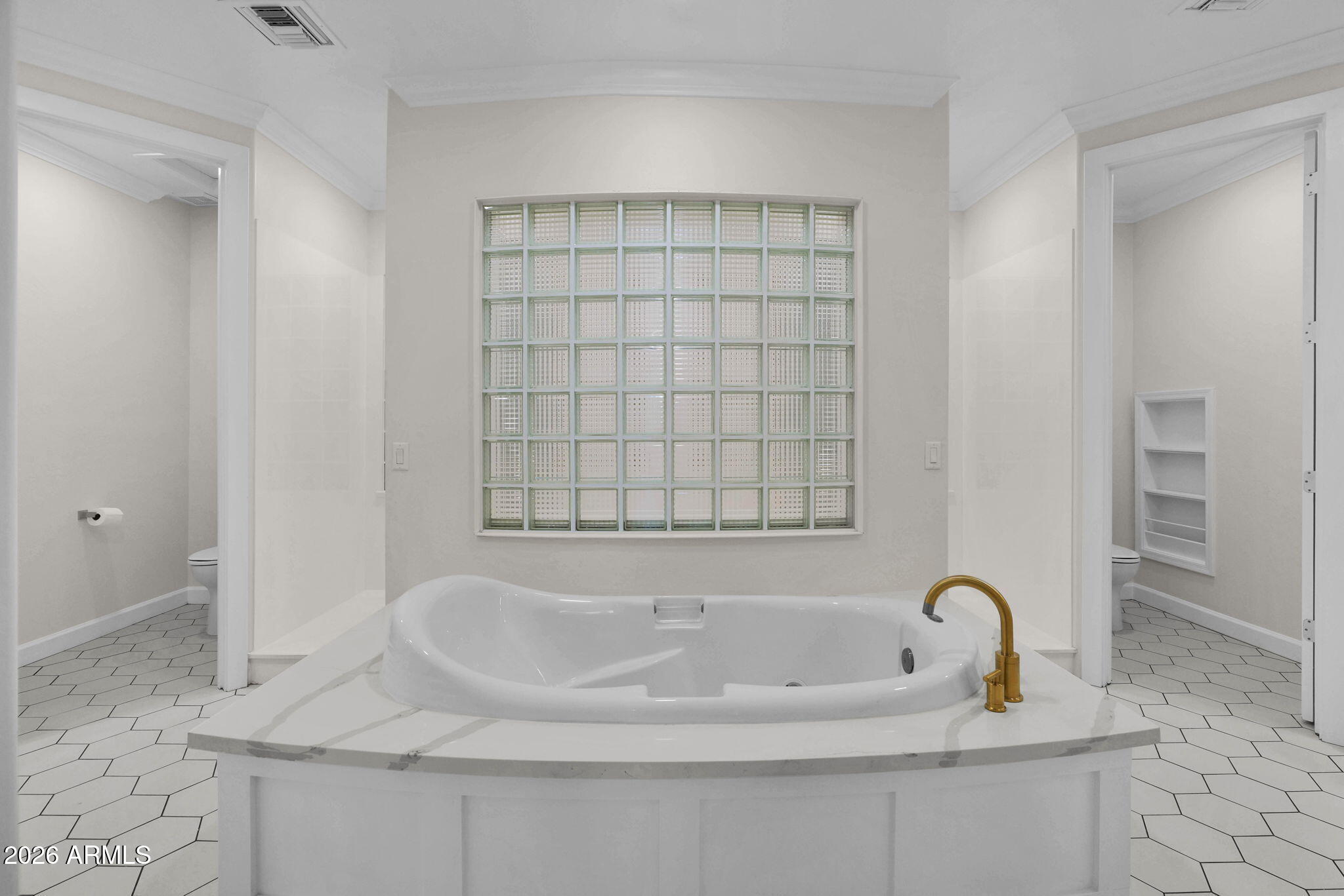ARBOLEDA UNIT 1 - Residential