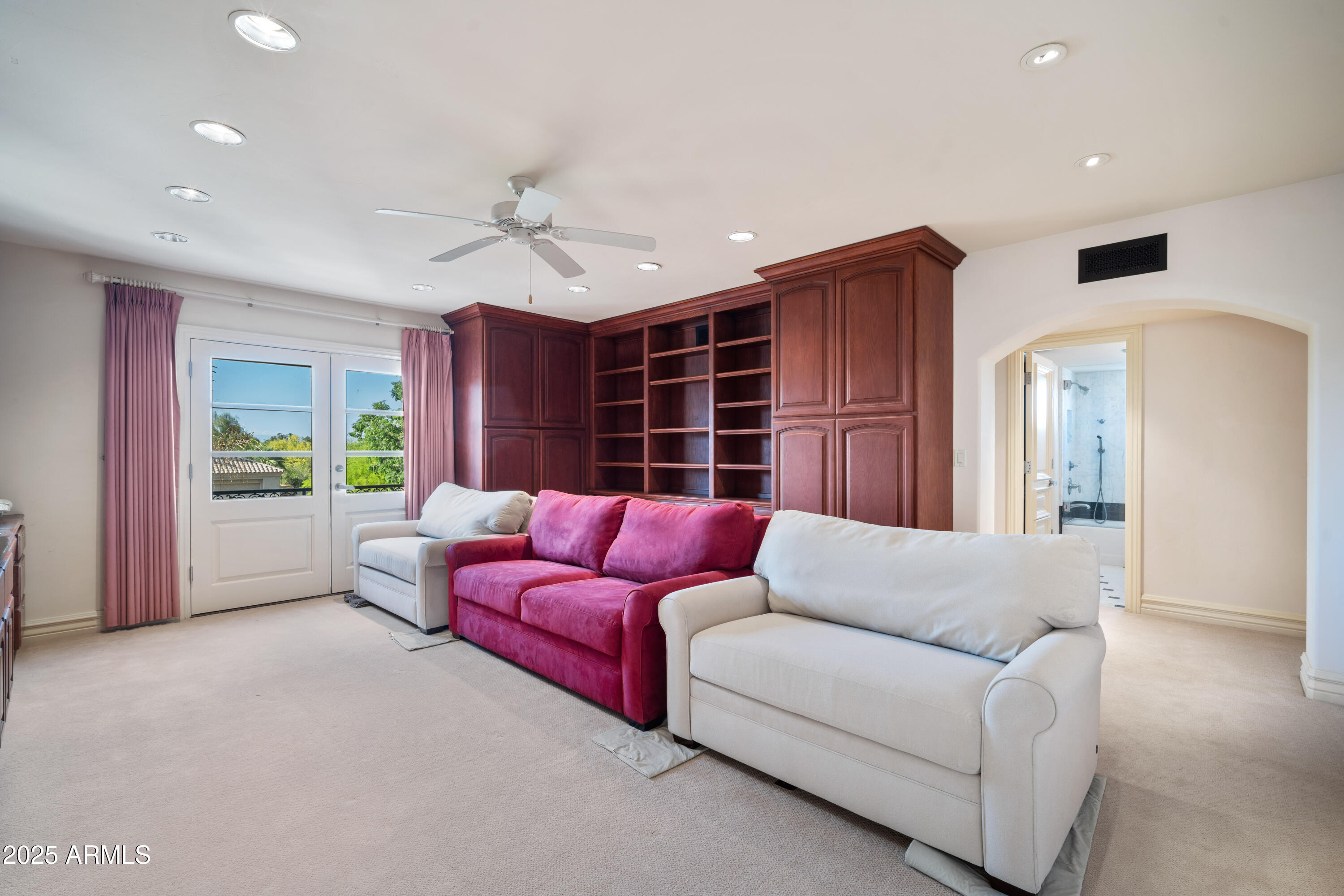 PARADISE RANCH LT 1-8 - Residential