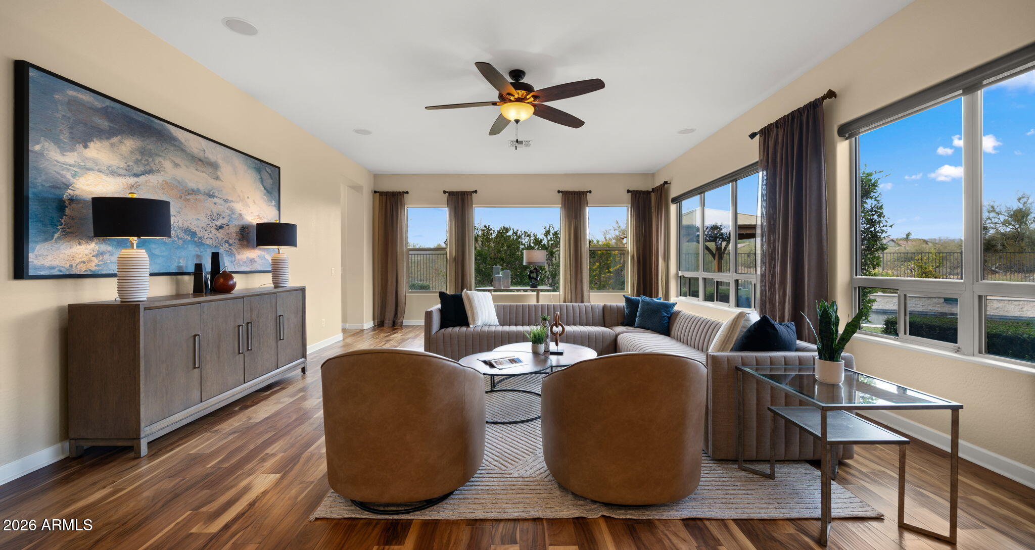 LONE MOUNTAIN - Residential