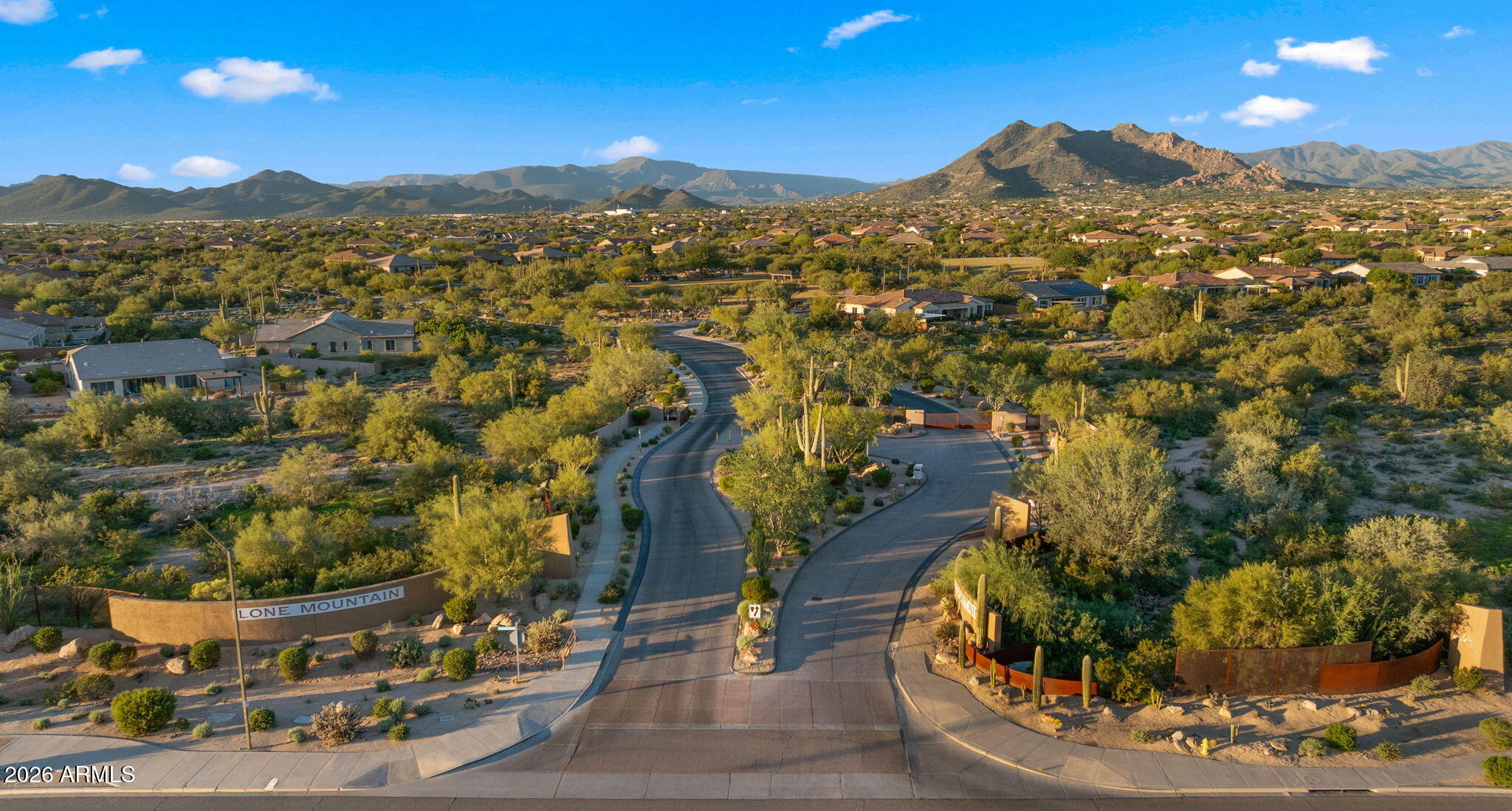 LONE MOUNTAIN - Residential