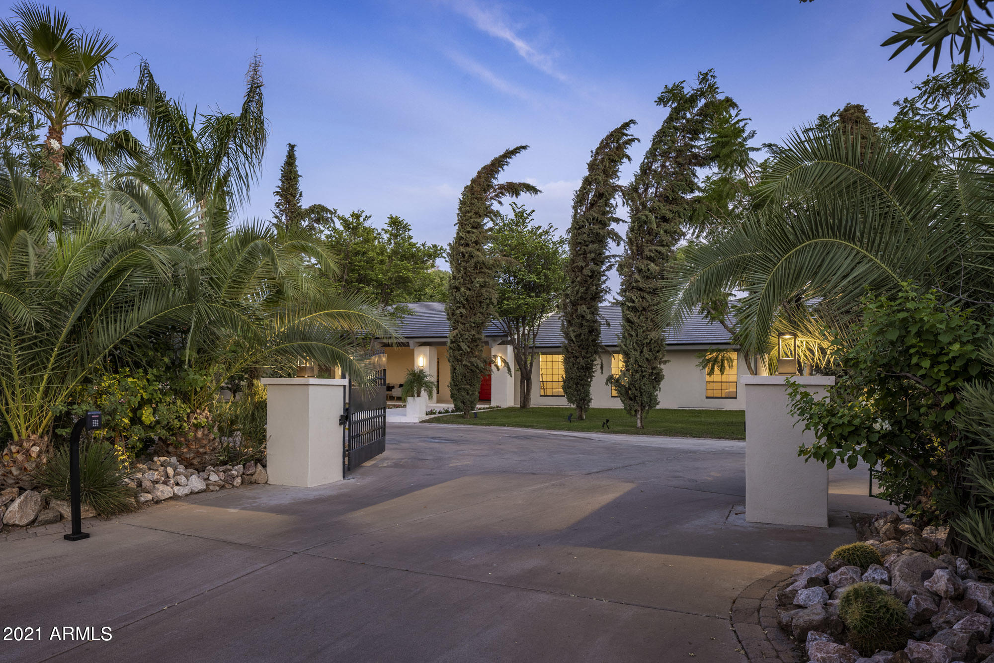SQUAW PEAK ESTATES TR 7, 10 - Residential
