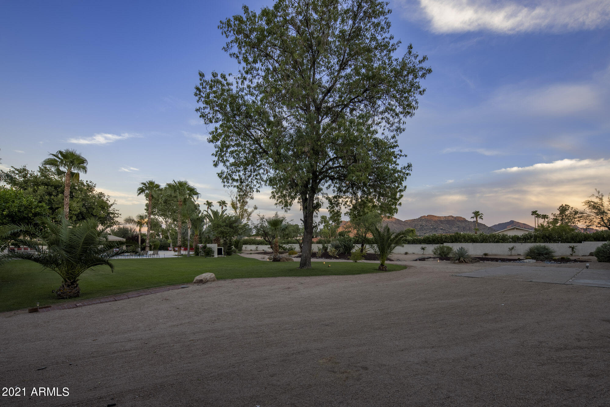 SQUAW PEAK ESTATES TR 7, 10 - Residential