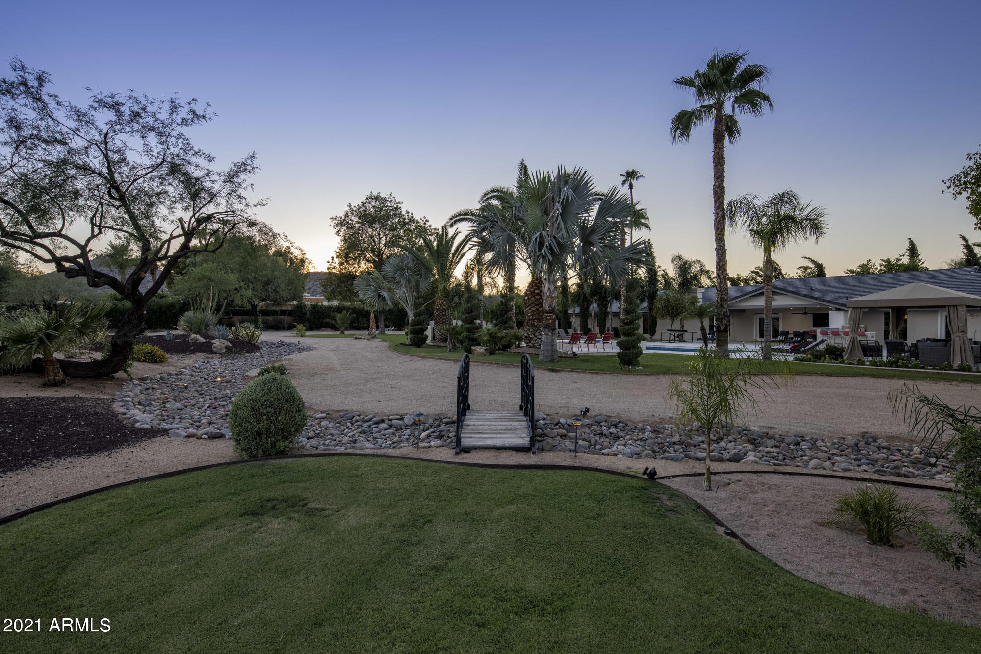 SQUAW PEAK ESTATES TR 7, 10 - Residential