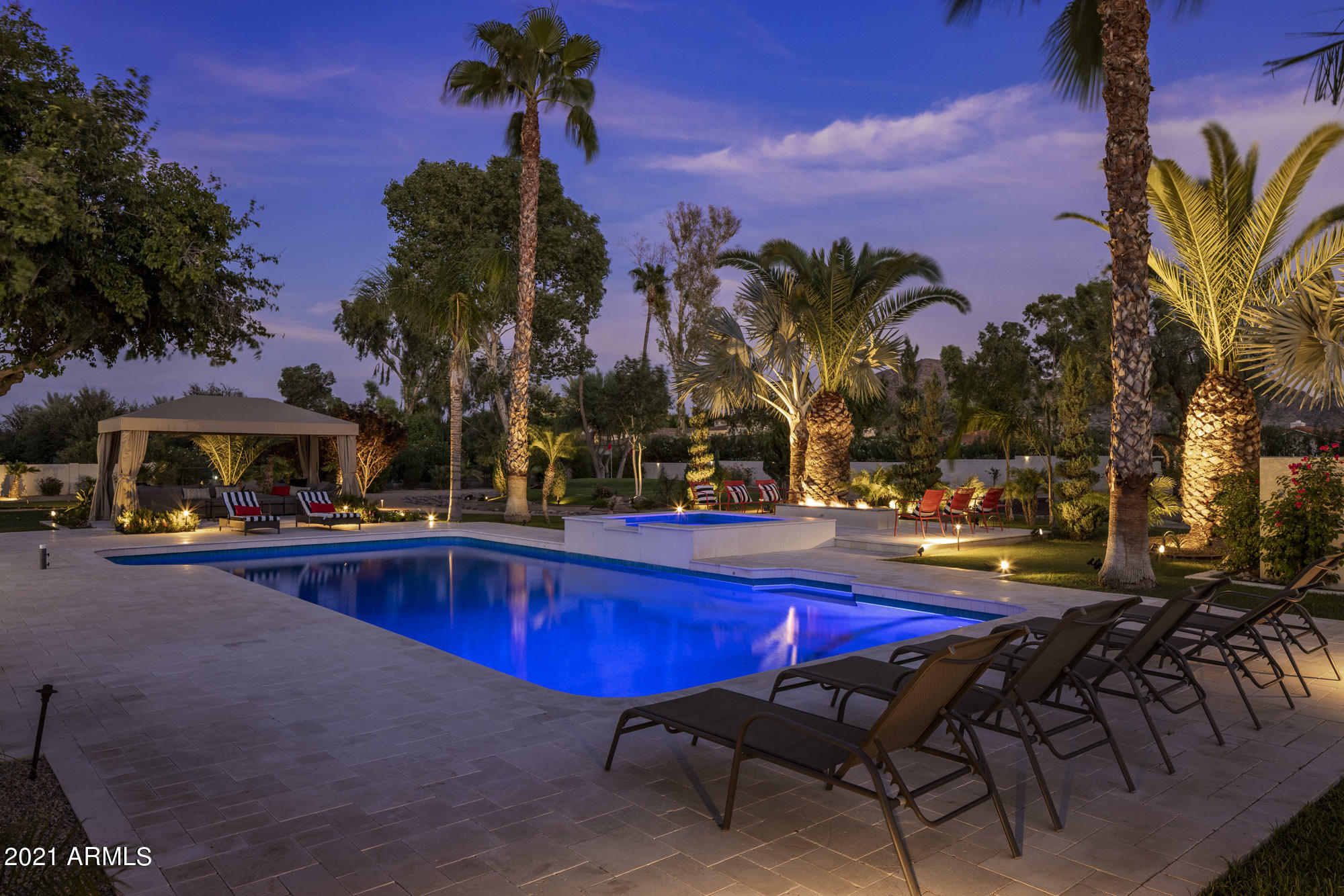SQUAW PEAK ESTATES TR 7, 10 - Residential
