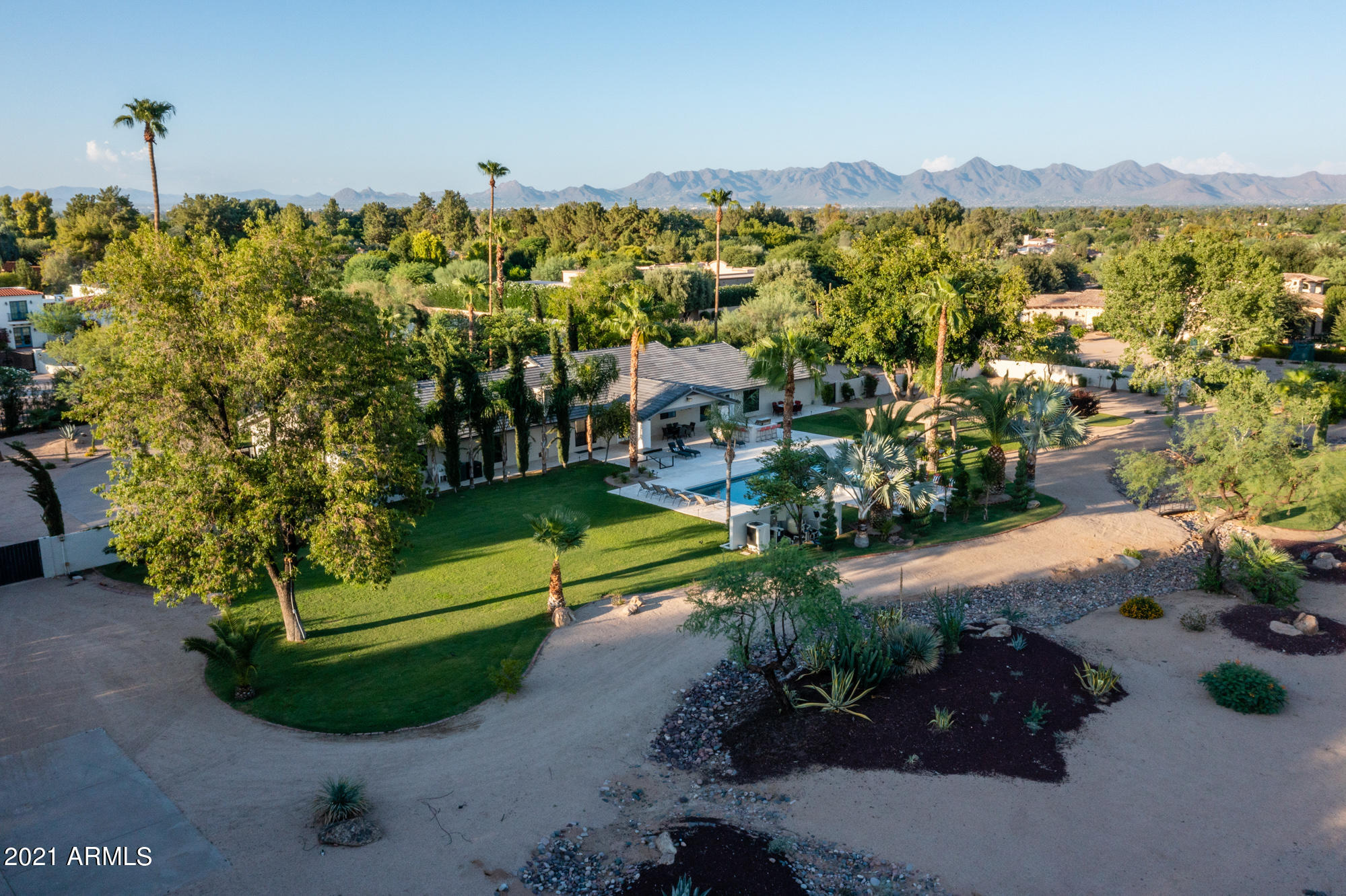 SQUAW PEAK ESTATES TR 7, 10 - Residential