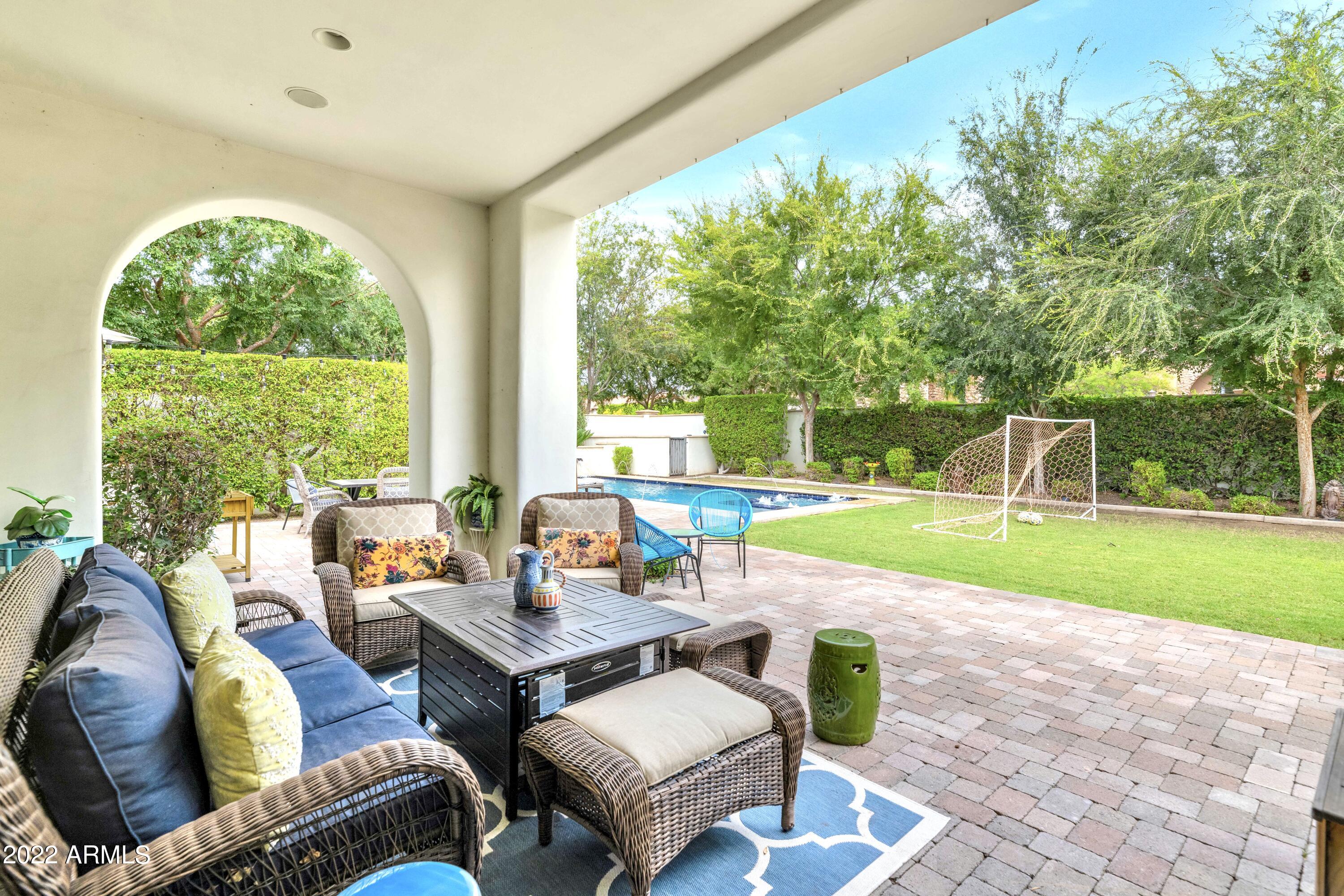 VINEYARDS AT ARCADIA - Residential