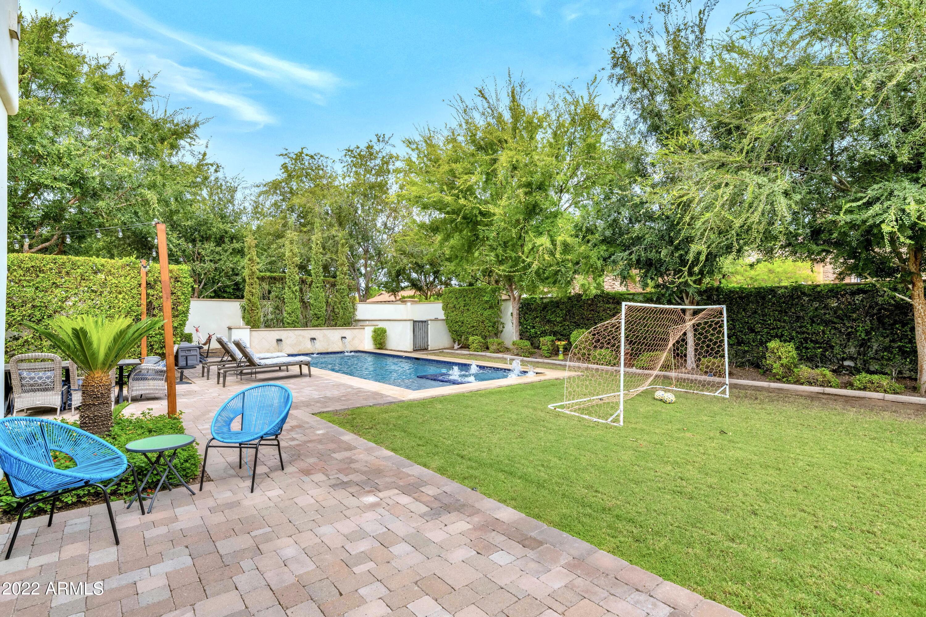 VINEYARDS AT ARCADIA - Residential