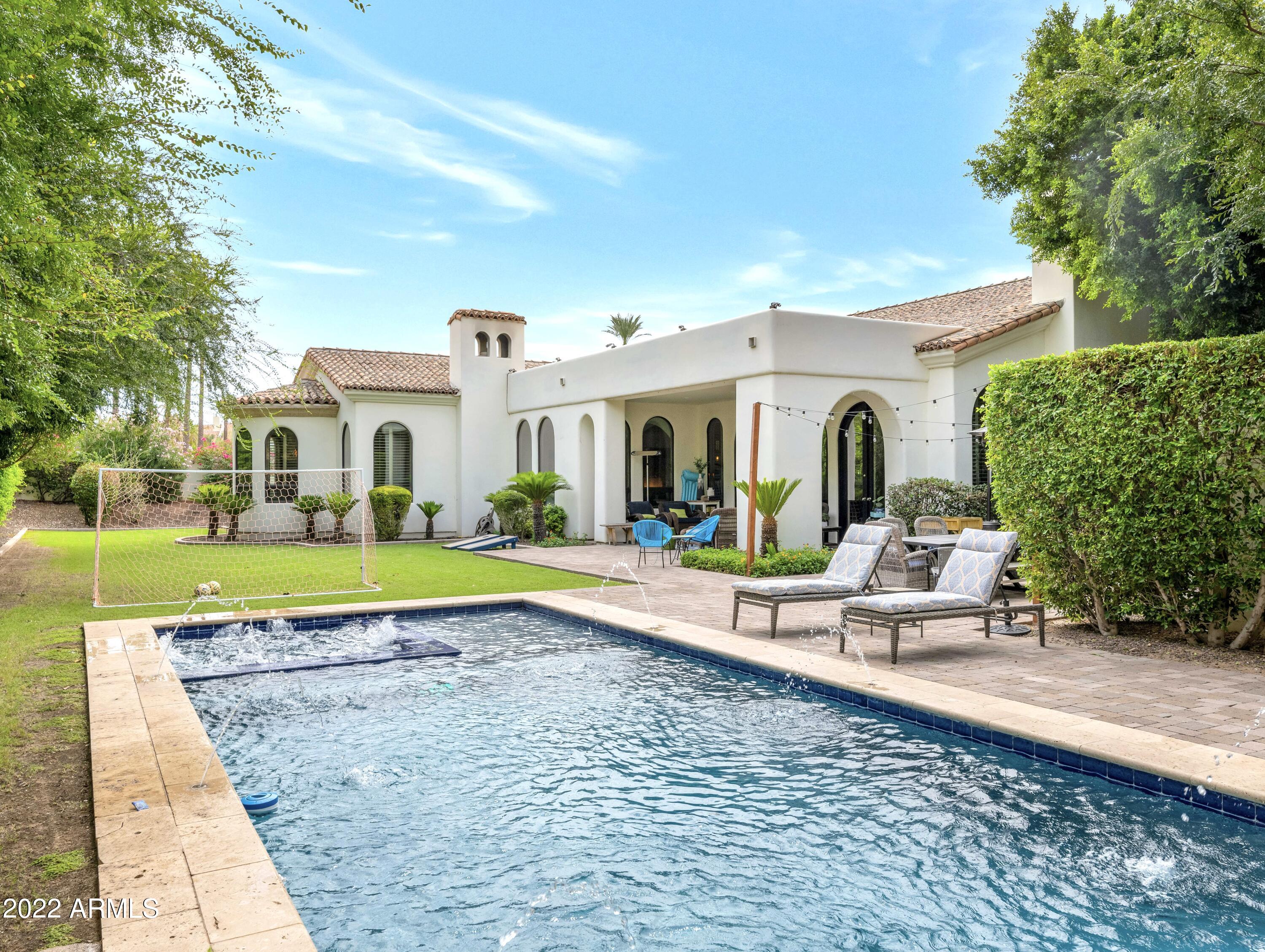 VINEYARDS AT ARCADIA - Residential