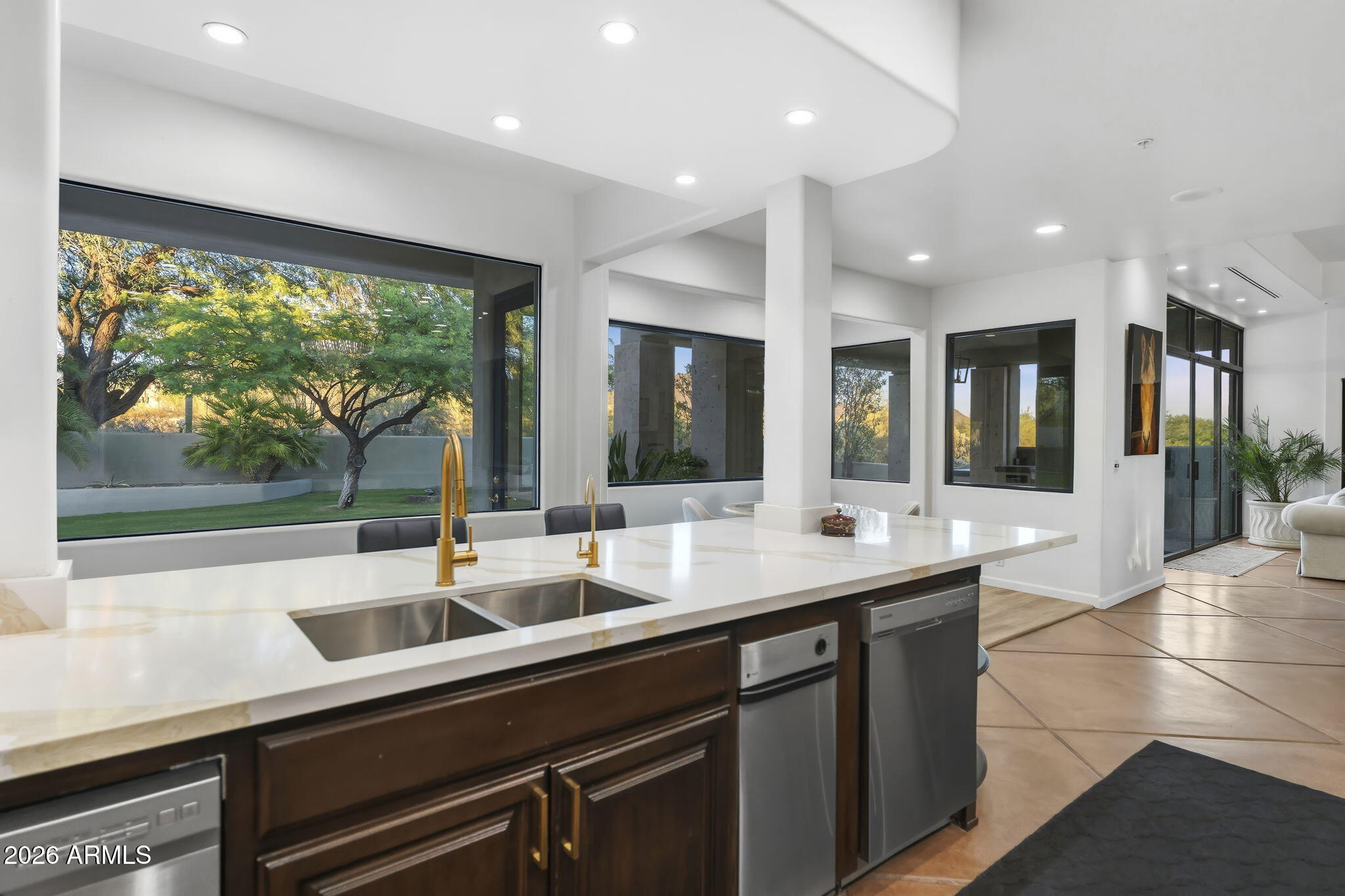 PINNACLE PEAK VISTAS 3 LOT 1-210 TR A-B - Residential
