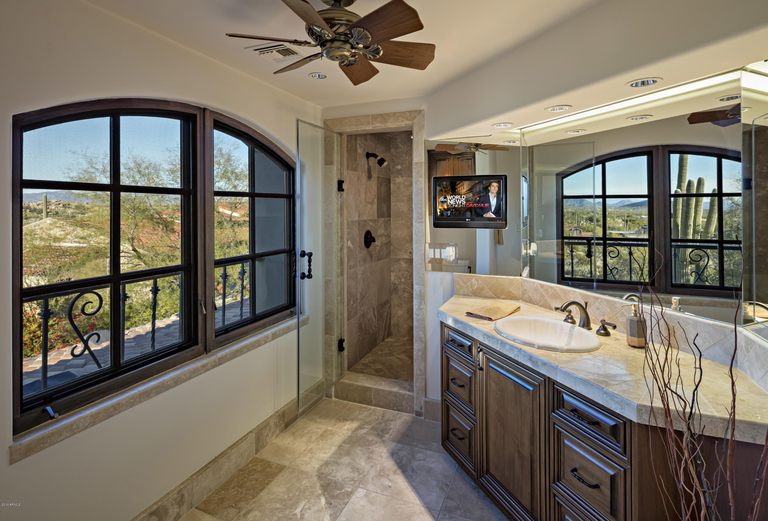 ESTANCIA - Residential