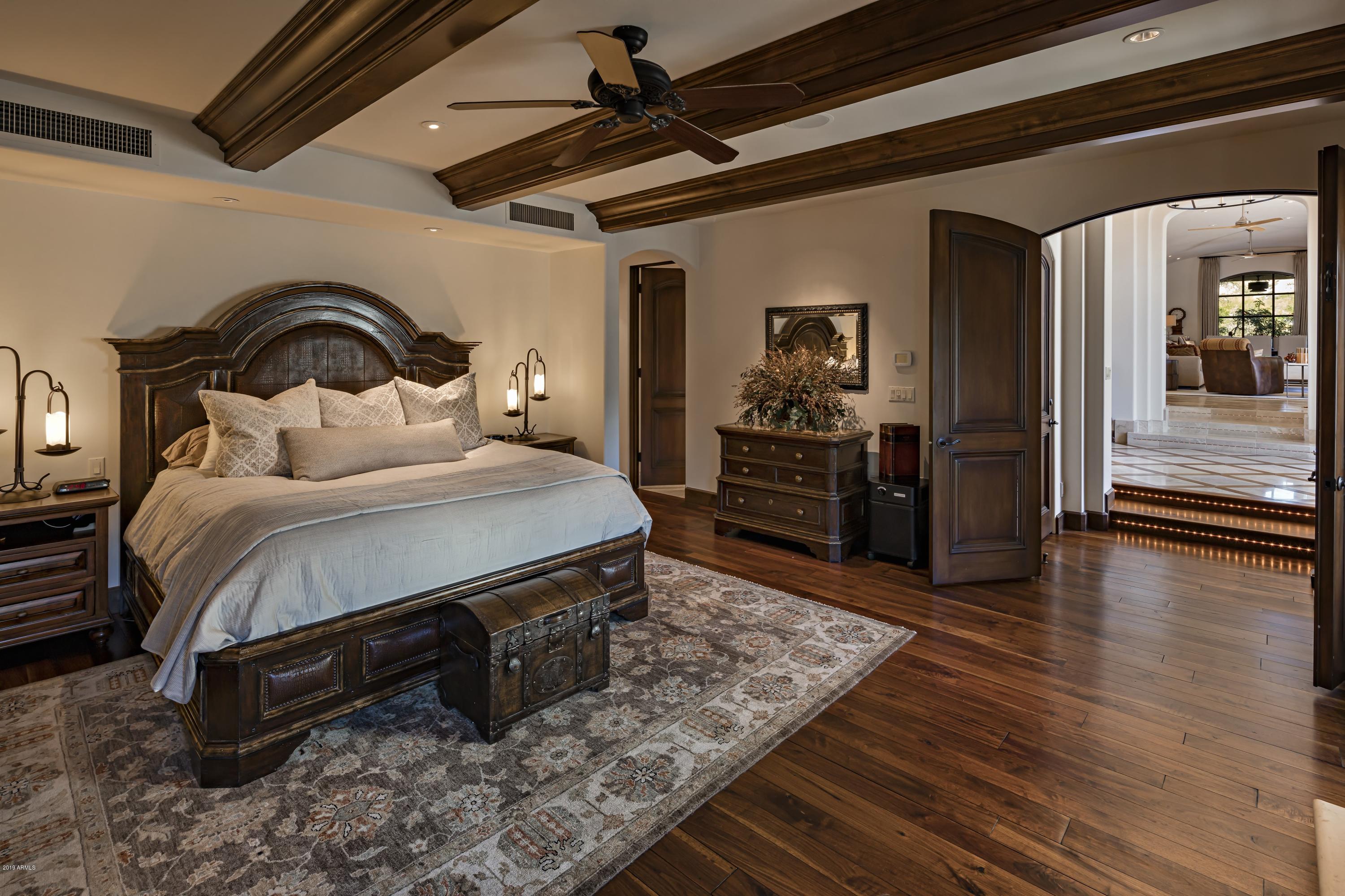 ESTANCIA - Residential